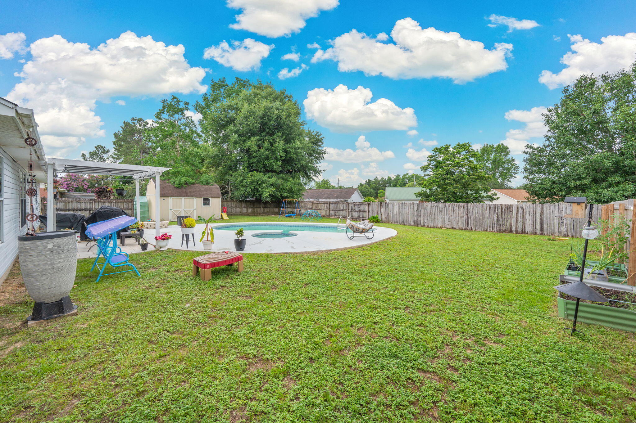 COUNTRYVIEW ESTATES 4TH ADDN PH 4 - Residential