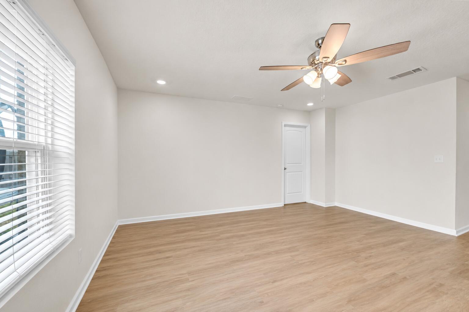 Redstone Commons - Residential Lease