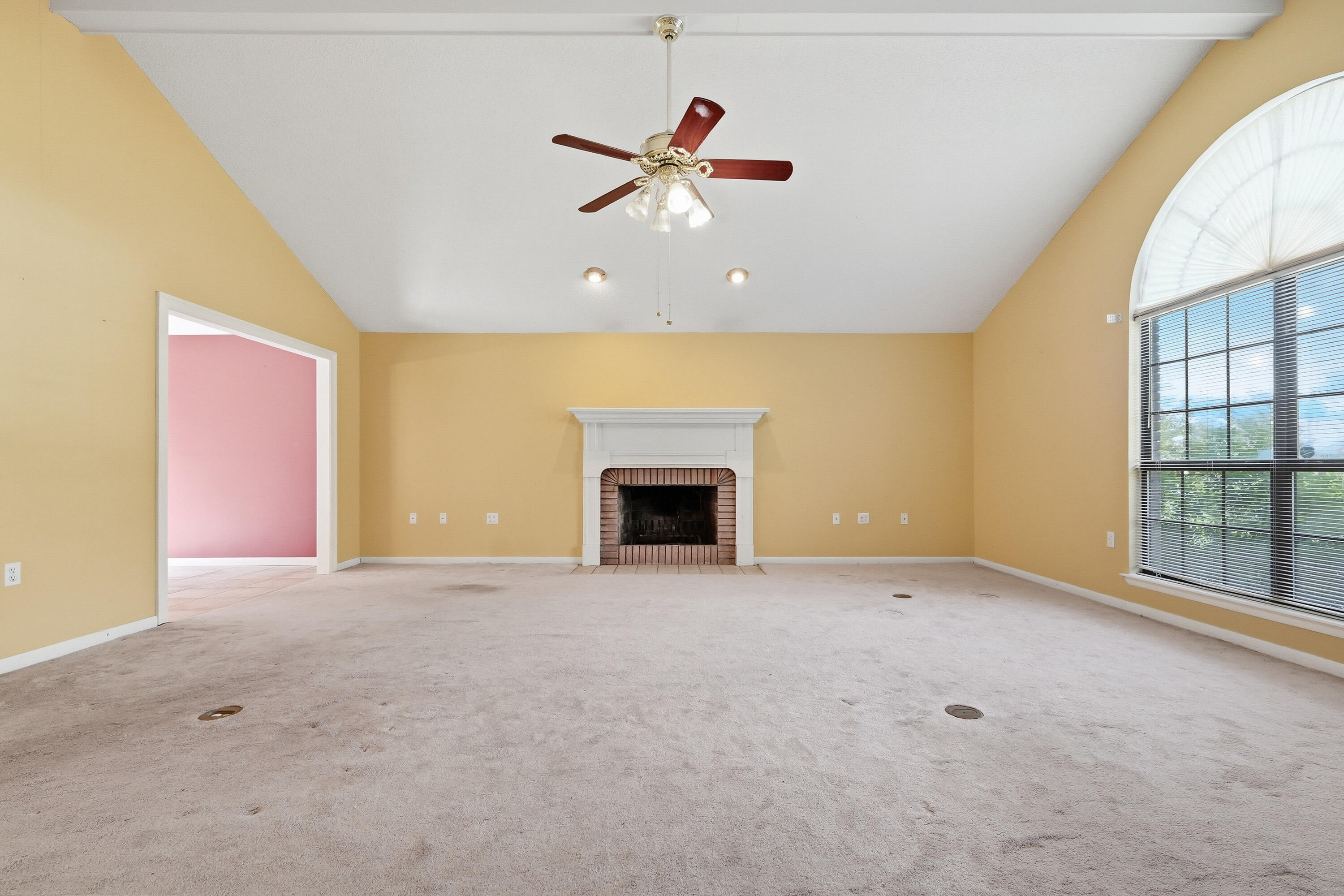 MARY ESTHER MANOR - Residential