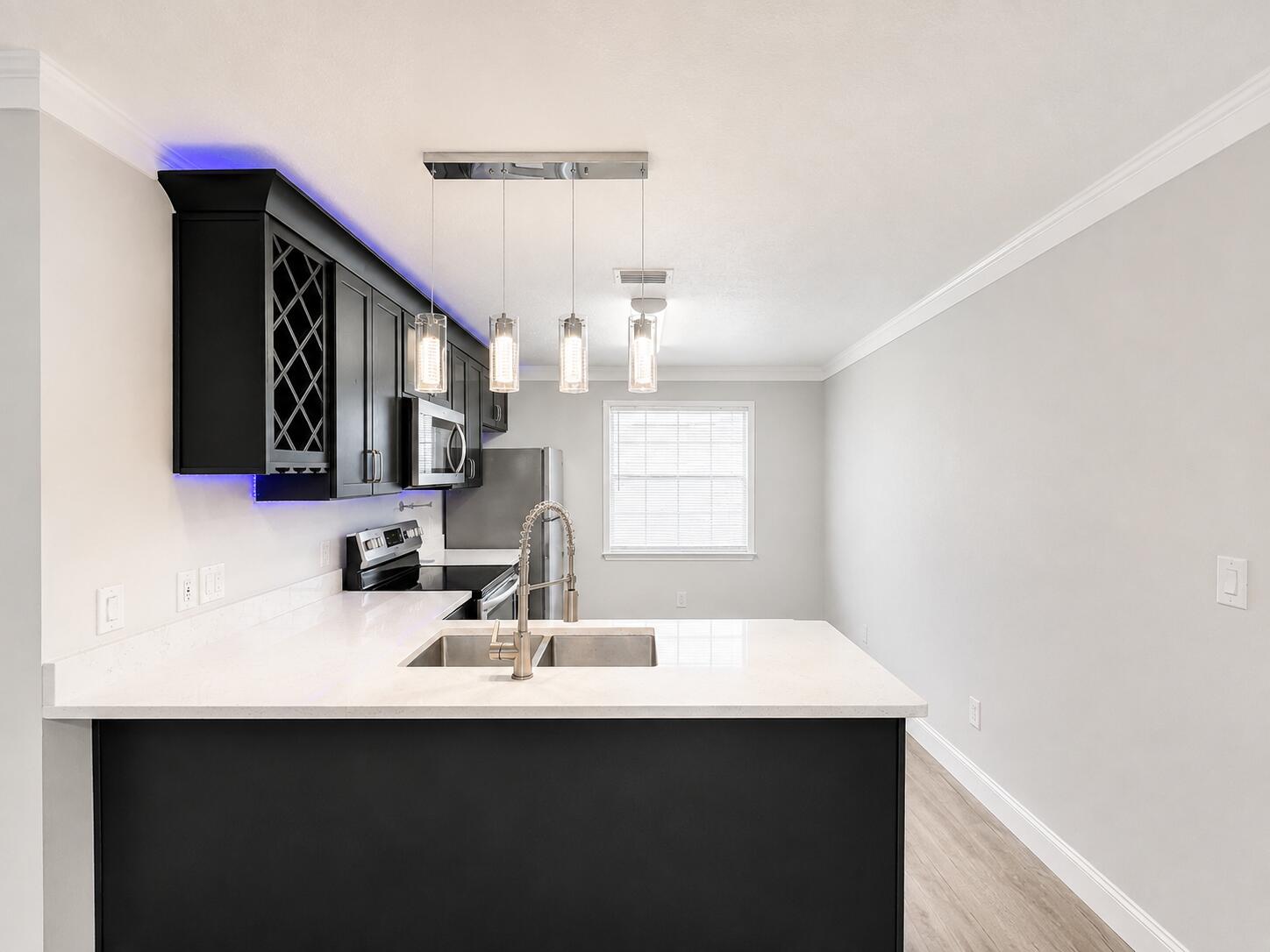 LAGUNA BEACH - Residential Lease