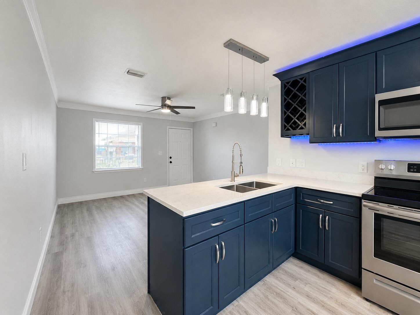 LAGUNA BEACH - Residential Lease