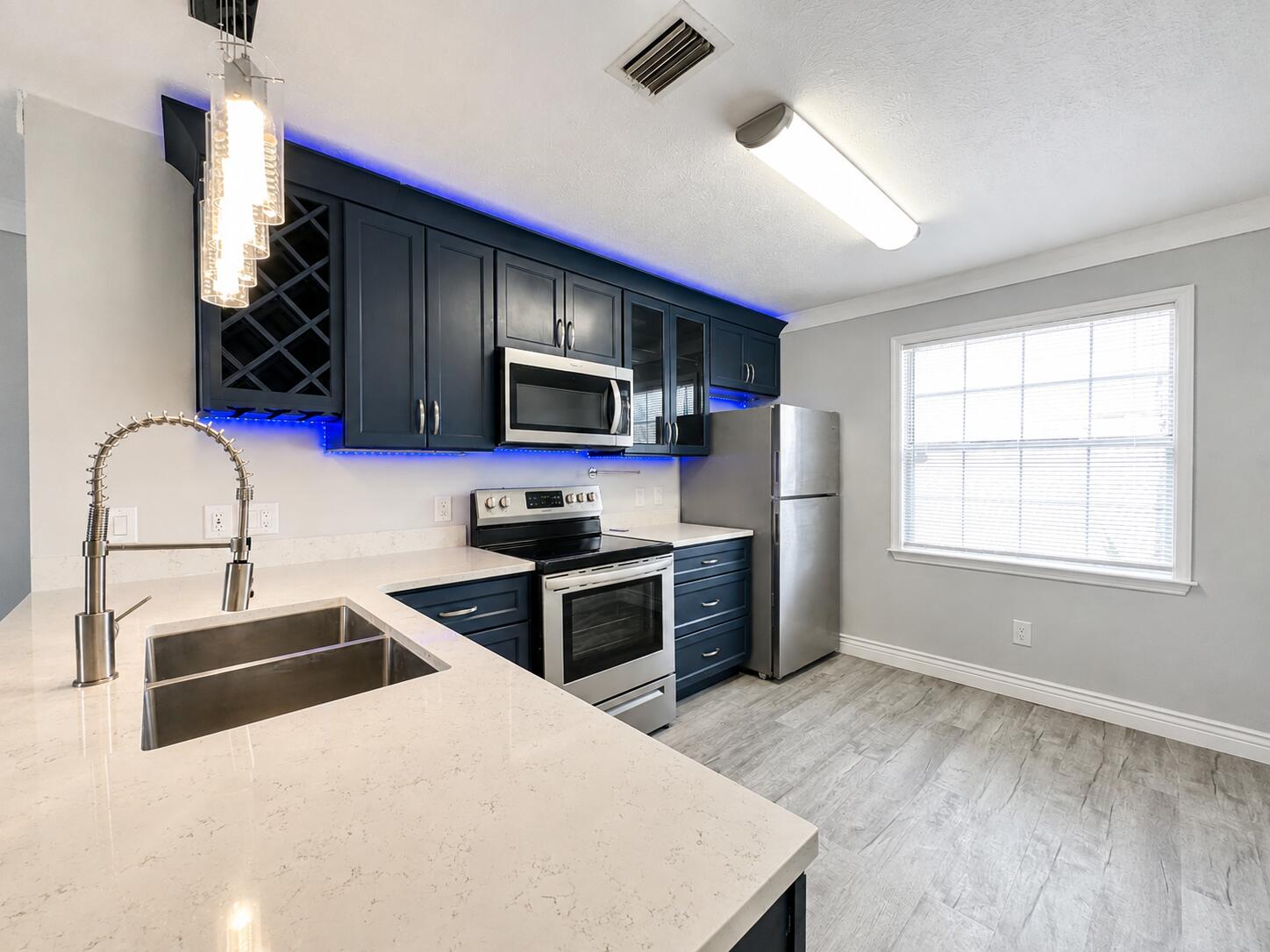 LAGUNA BEACH - Residential Lease