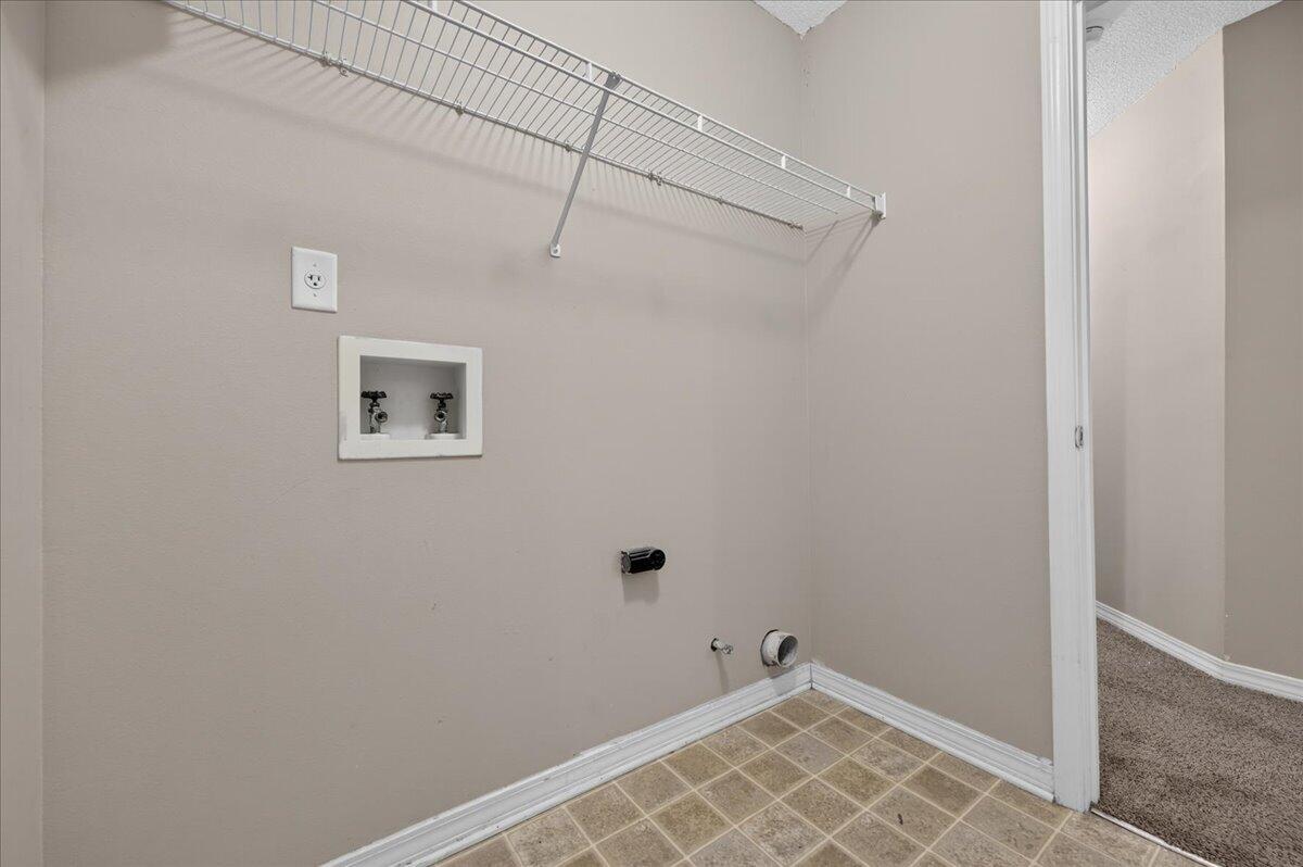 ANTIOCH ESTATES S/D LOT 16 BLK A - Residential