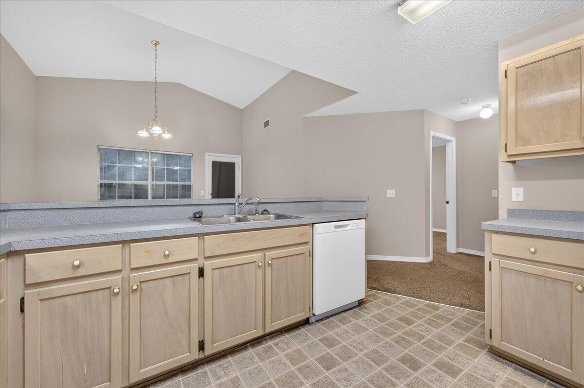 ANTIOCH ESTATES S/D LOT 16 BLK A - Residential
