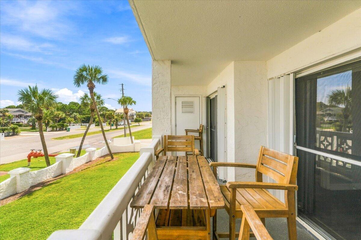 EL MATADOR CONDO - Residential