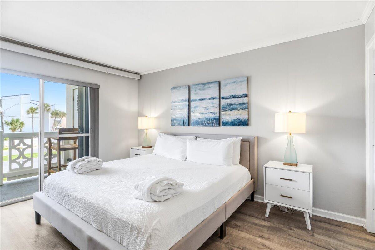EL MATADOR CONDO - Residential