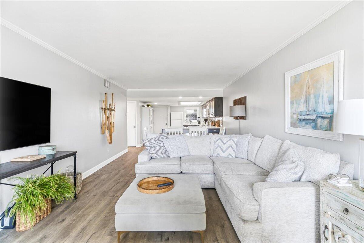 EL MATADOR CONDO - Residential