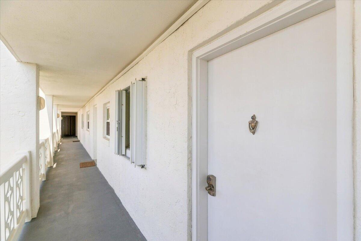 EL MATADOR CONDO - Residential