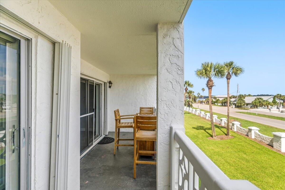 EL MATADOR CONDO - Residential