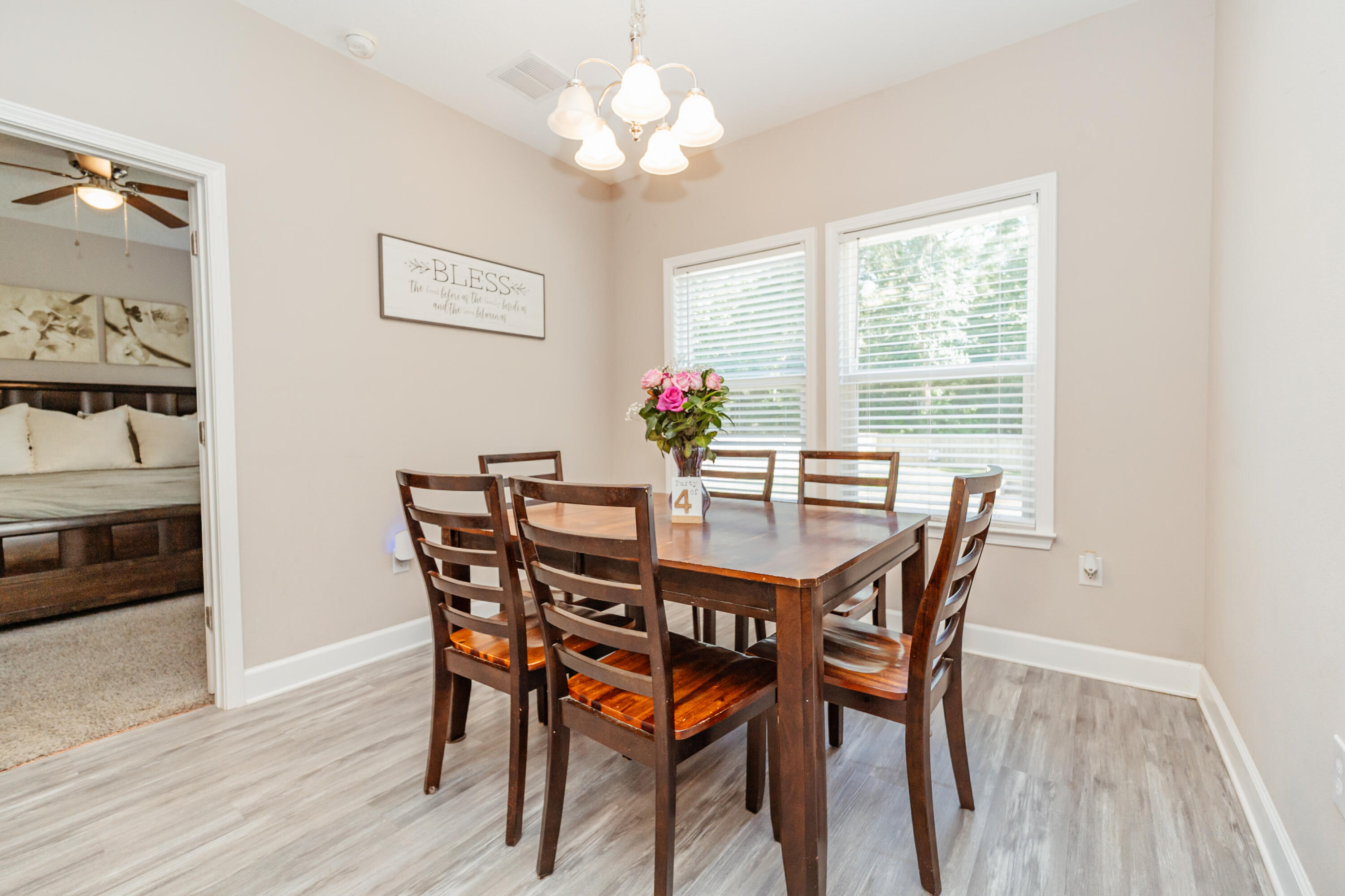PINEY WOODS EST - Residential Lease