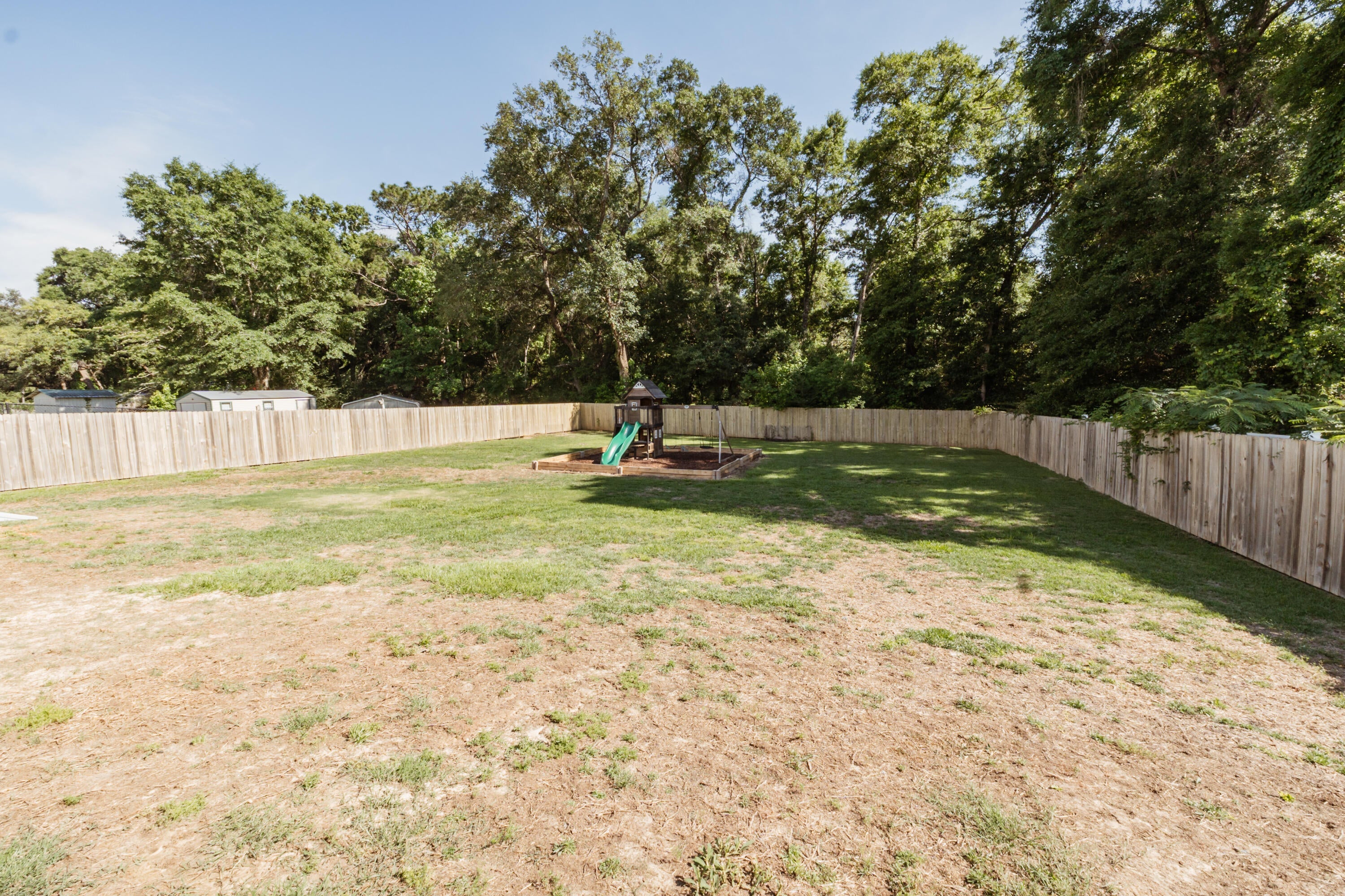PINEY WOODS EST - Residential Lease