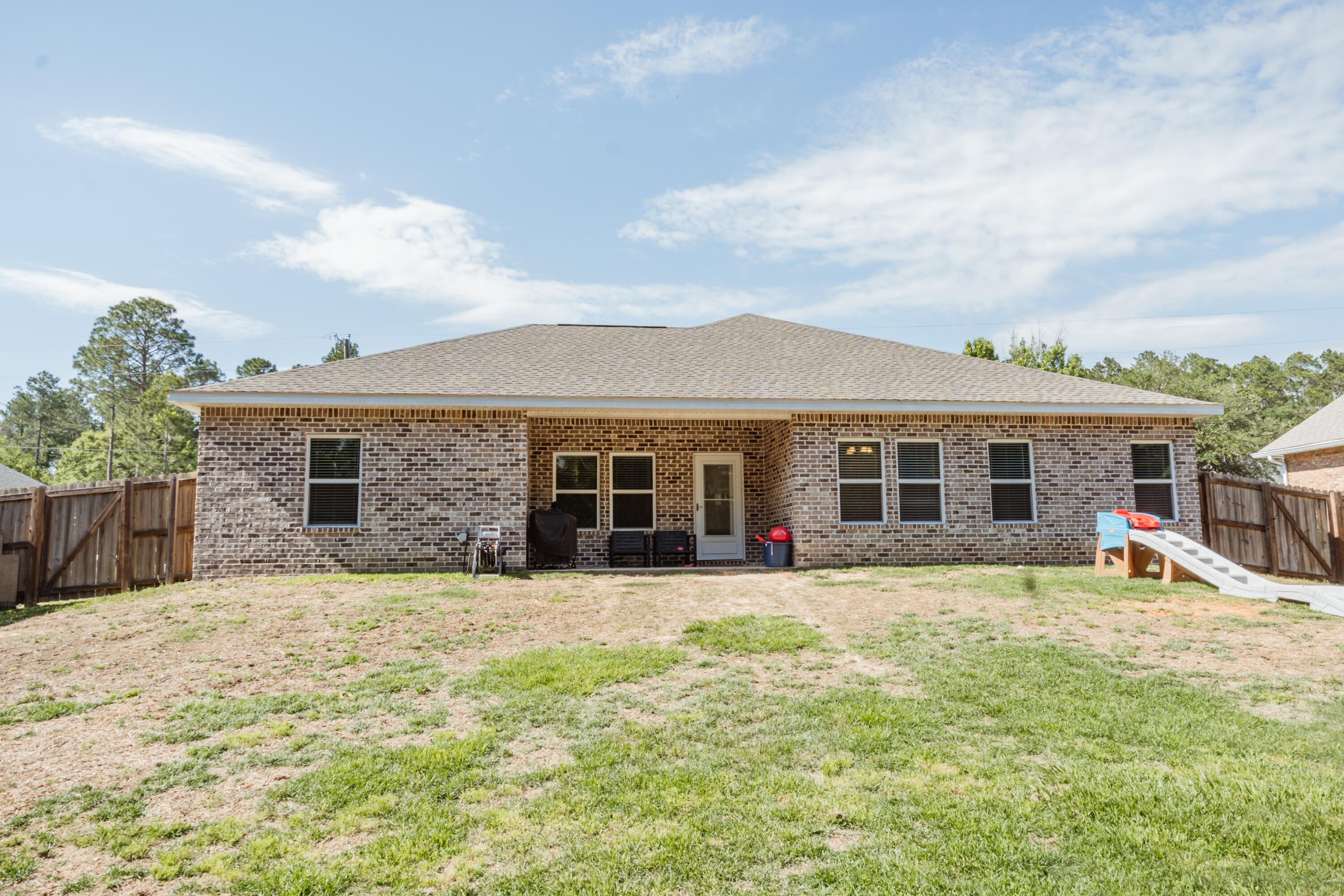 PINEY WOODS EST - Residential Lease