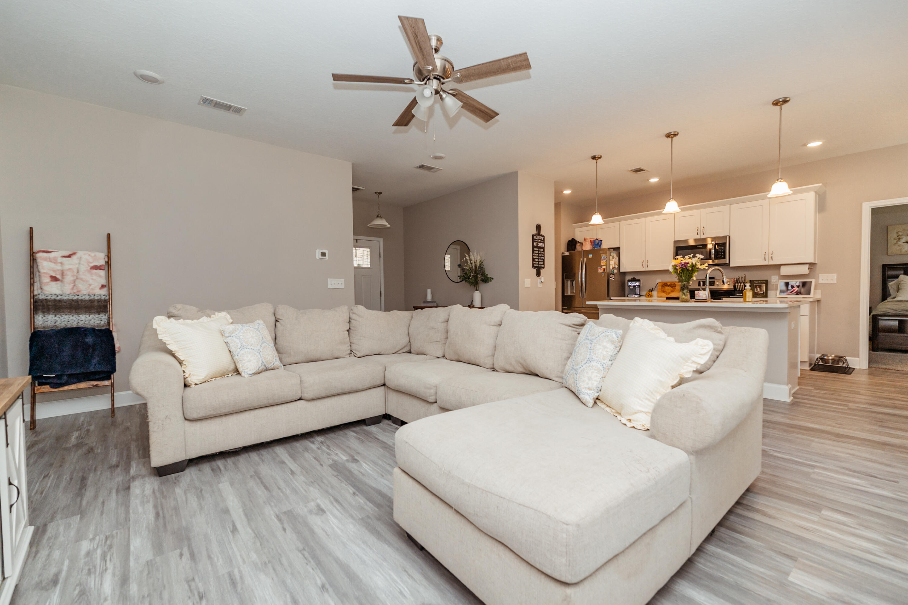 PINEY WOODS EST - Residential Lease