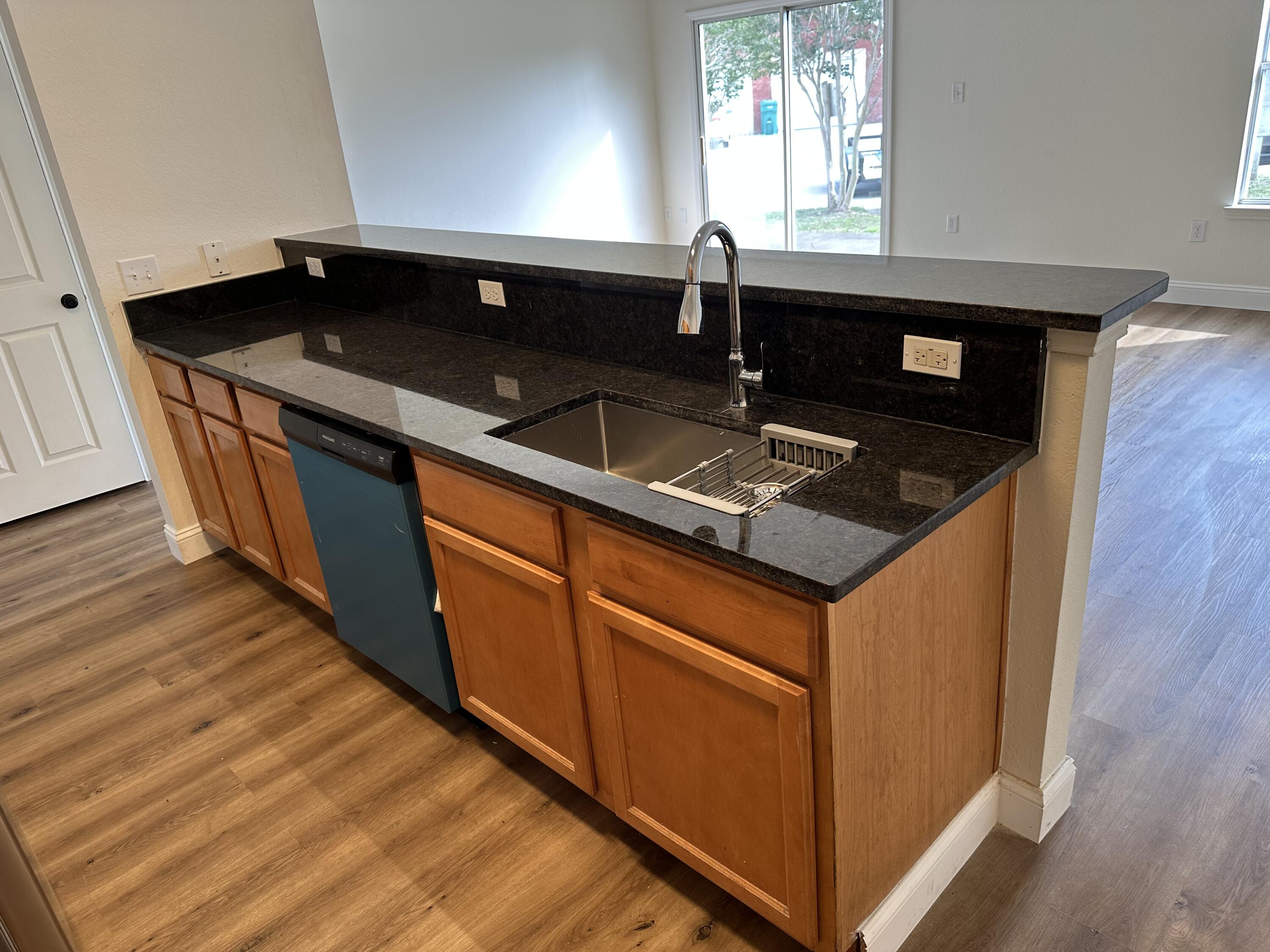 QUAIL LAKE - Residential