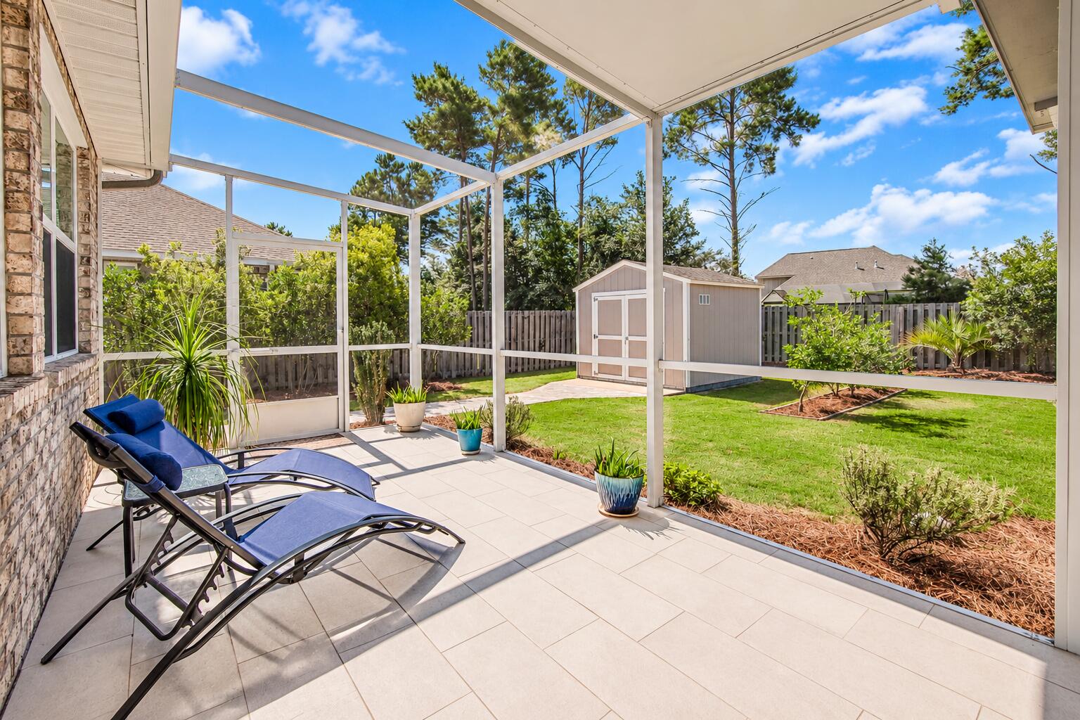 HAMMOCK BAY - Residential