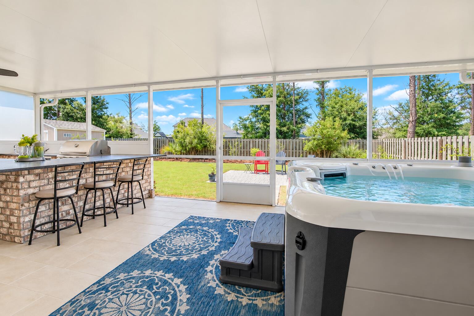 HAMMOCK BAY - Residential