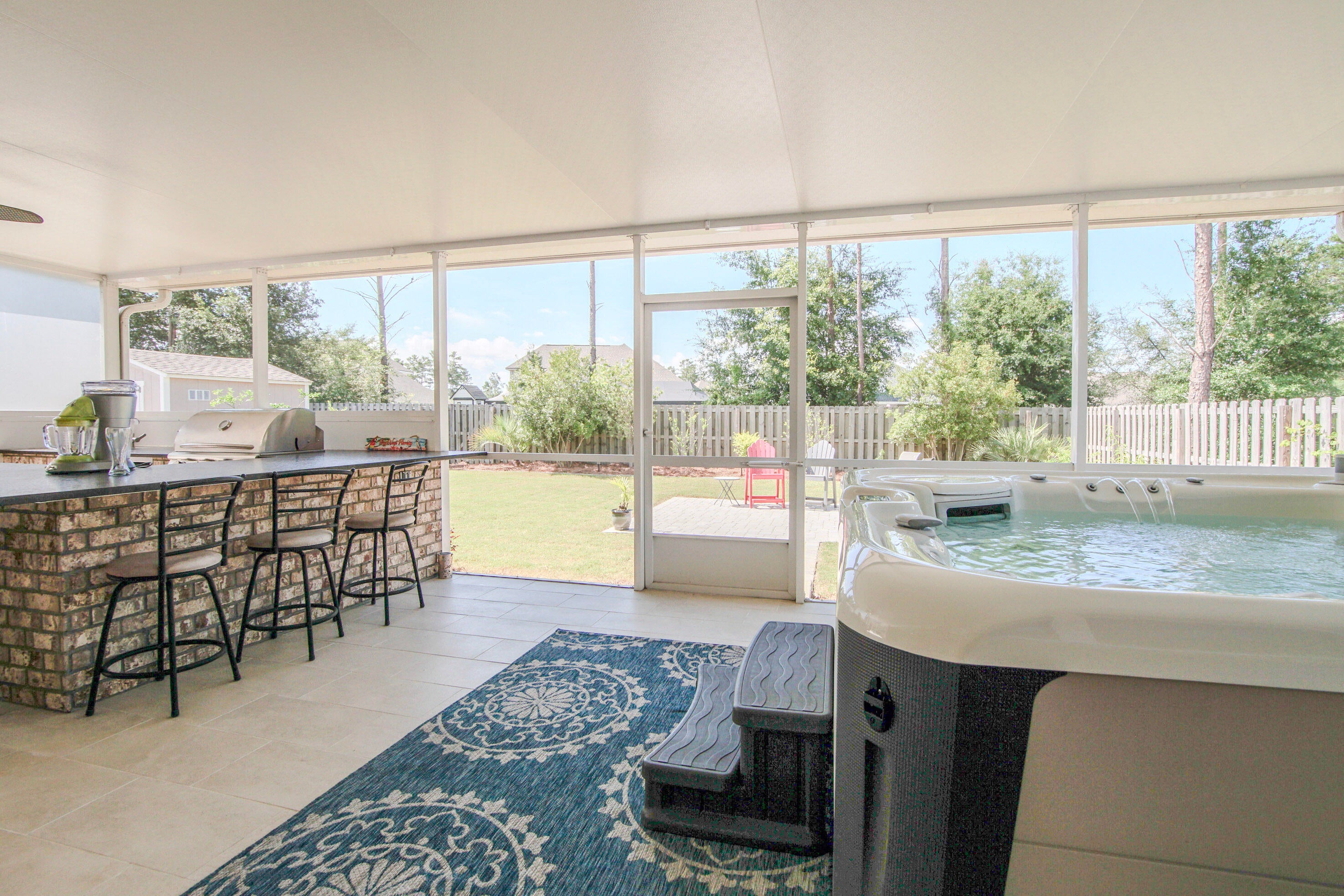 HAMMOCK BAY - Residential