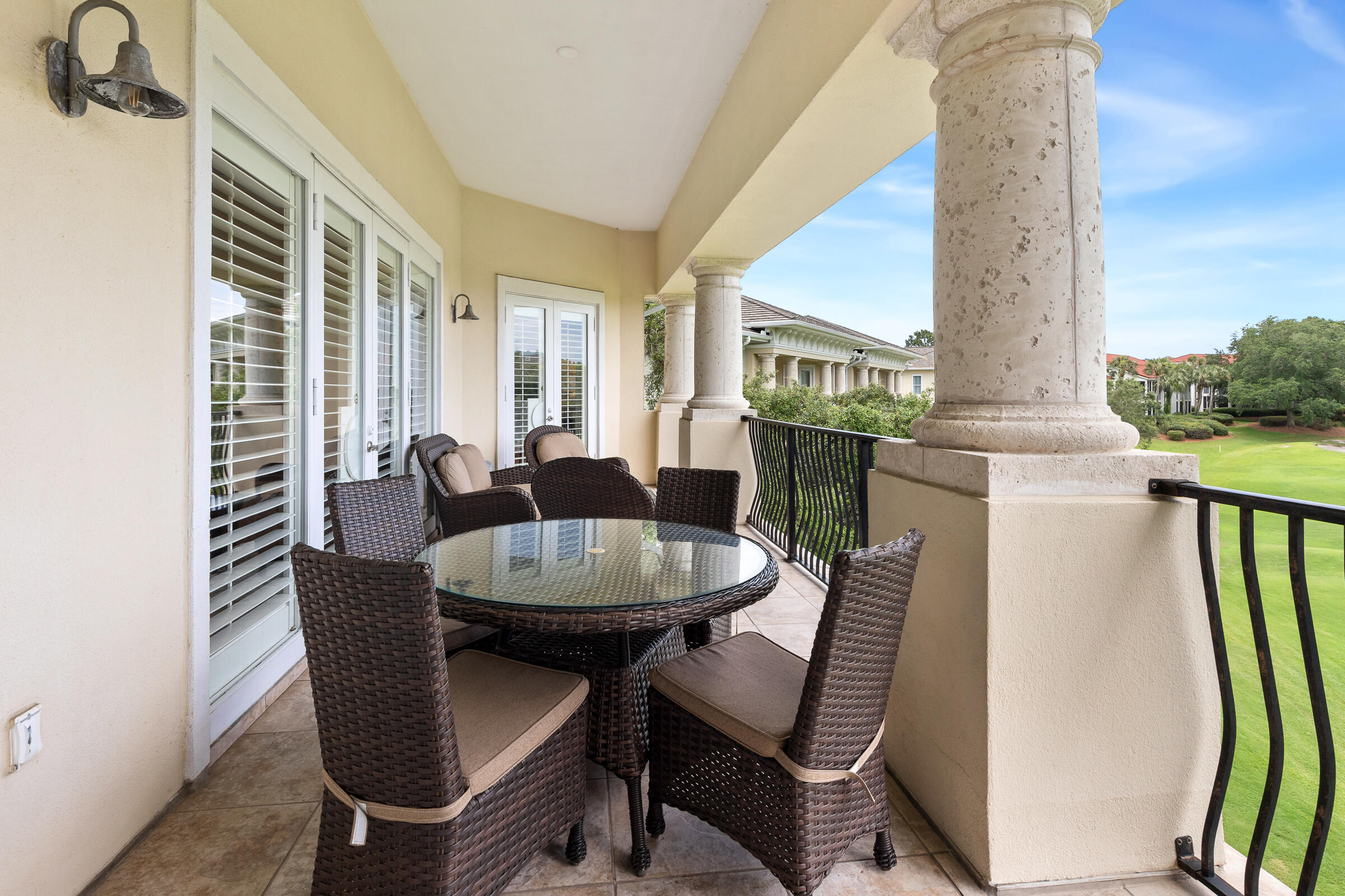 PINE RIDGE VILLAS - Residential