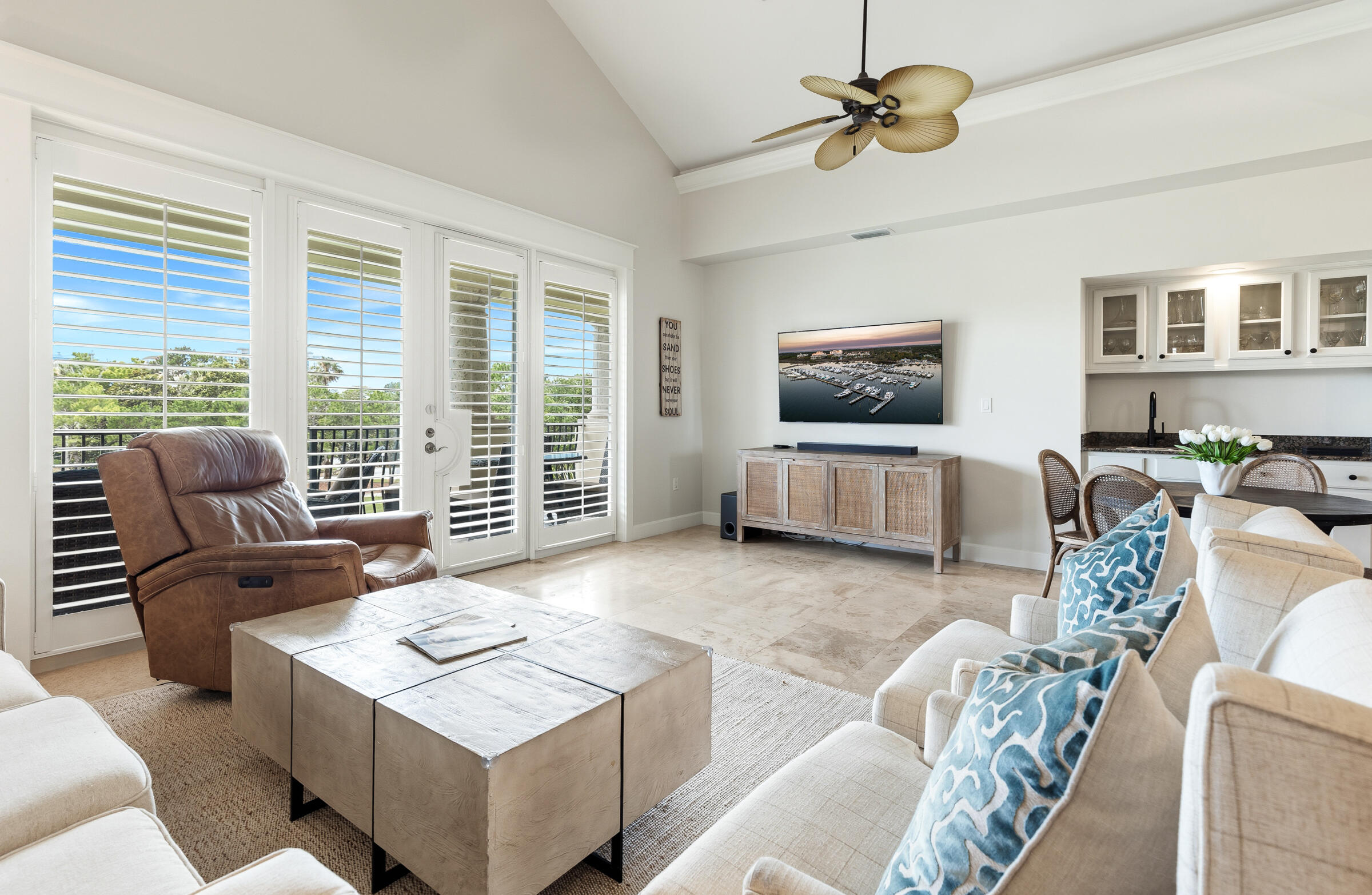 PINE RIDGE VILLAS - Residential