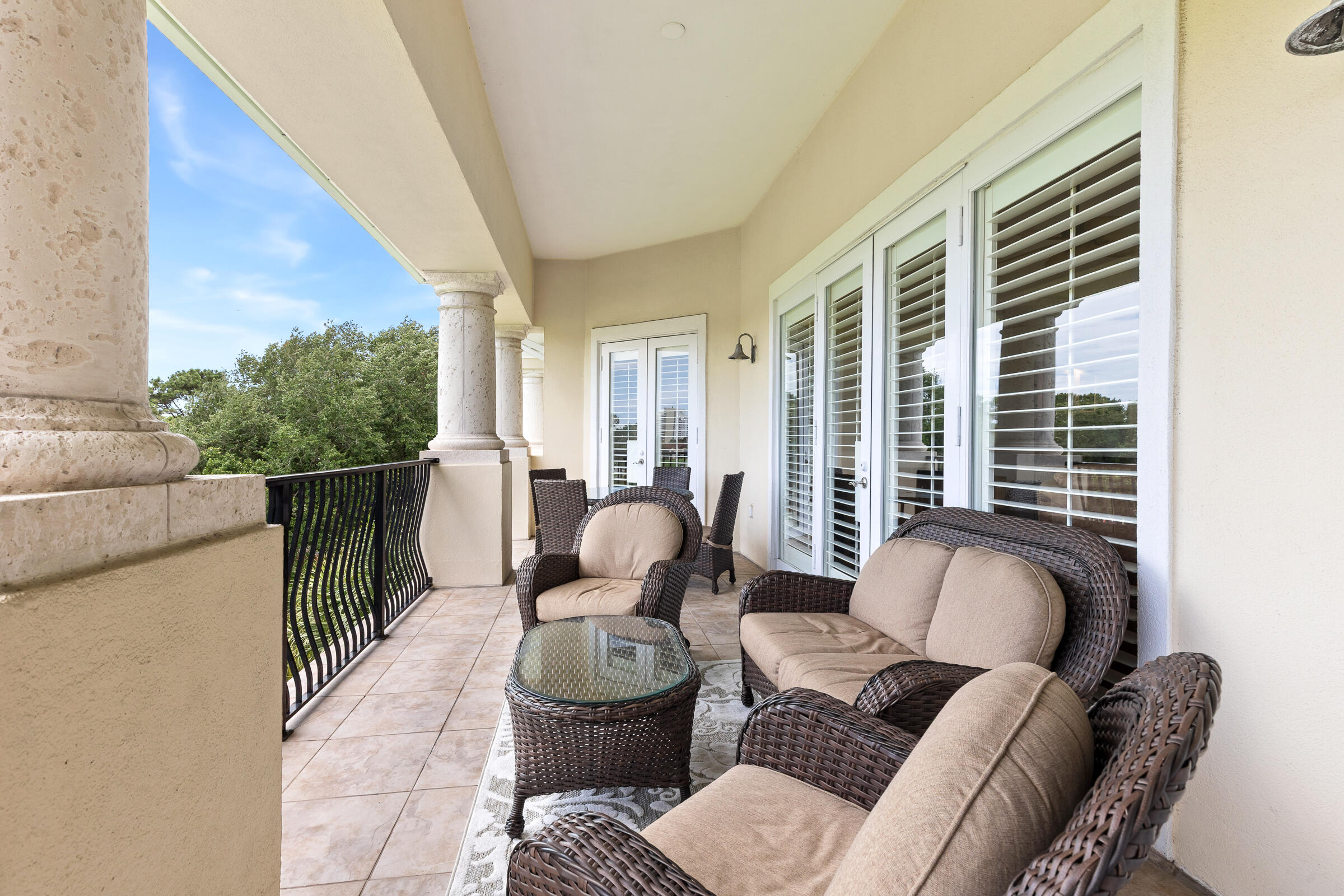 PINE RIDGE VILLAS - Residential