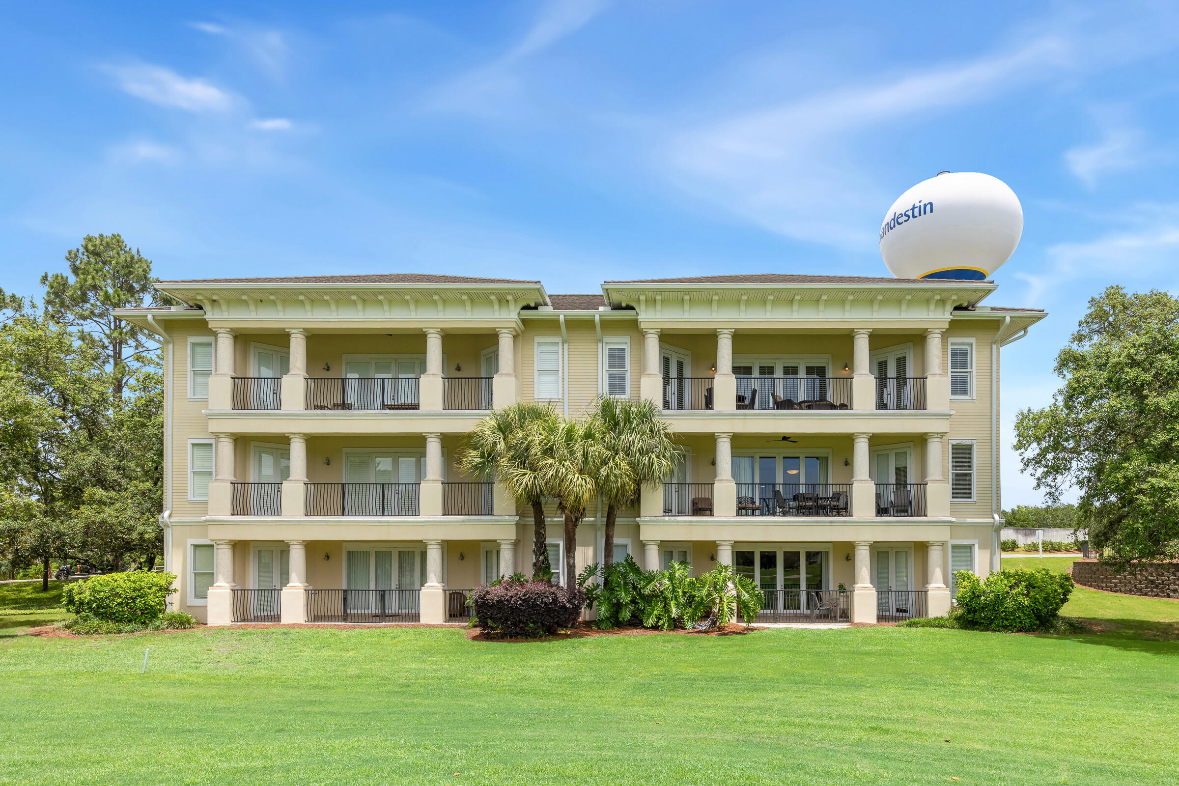 PINE RIDGE VILLAS - Residential