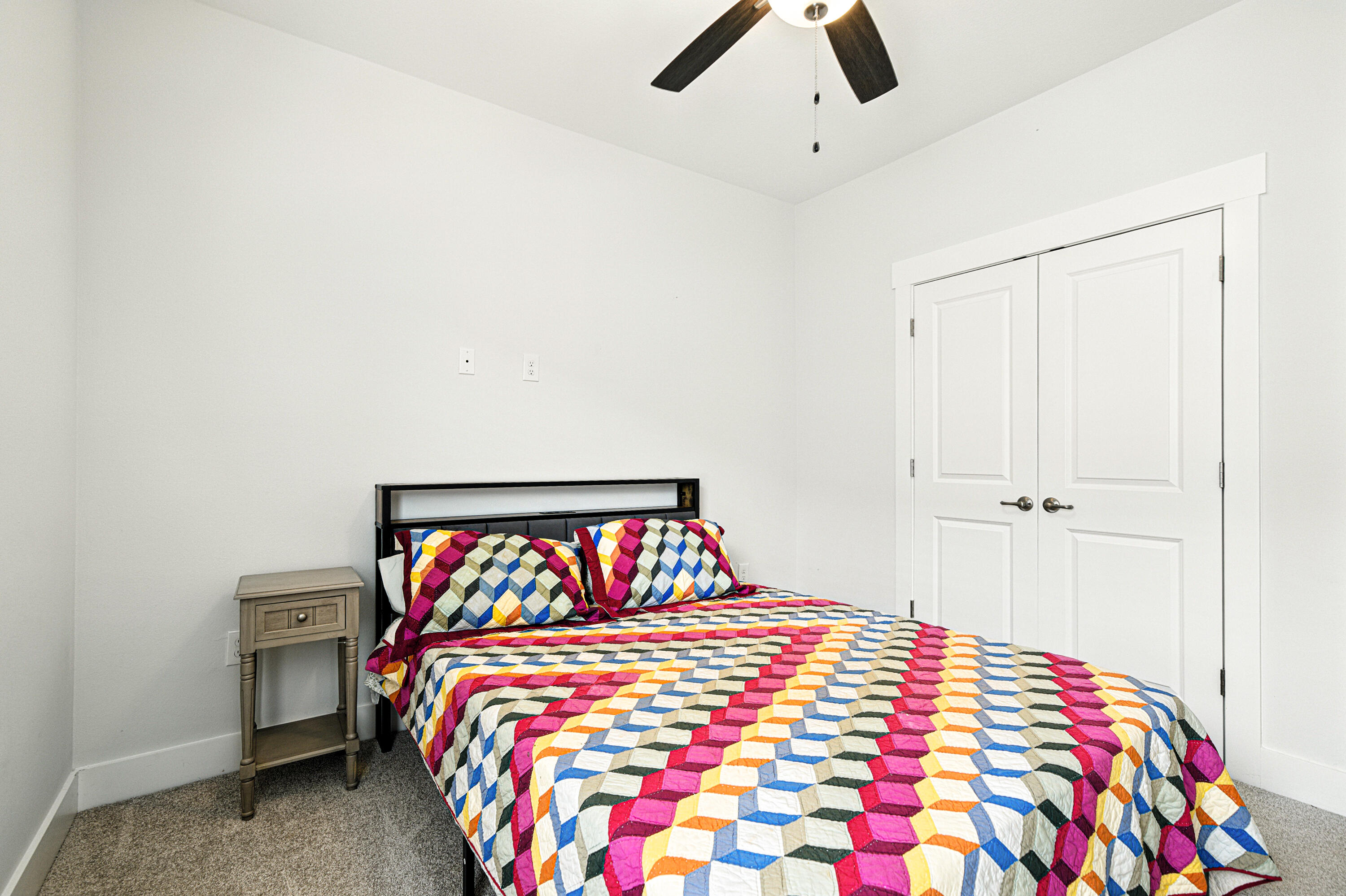 RIVERWALK PH I - Residential Lease