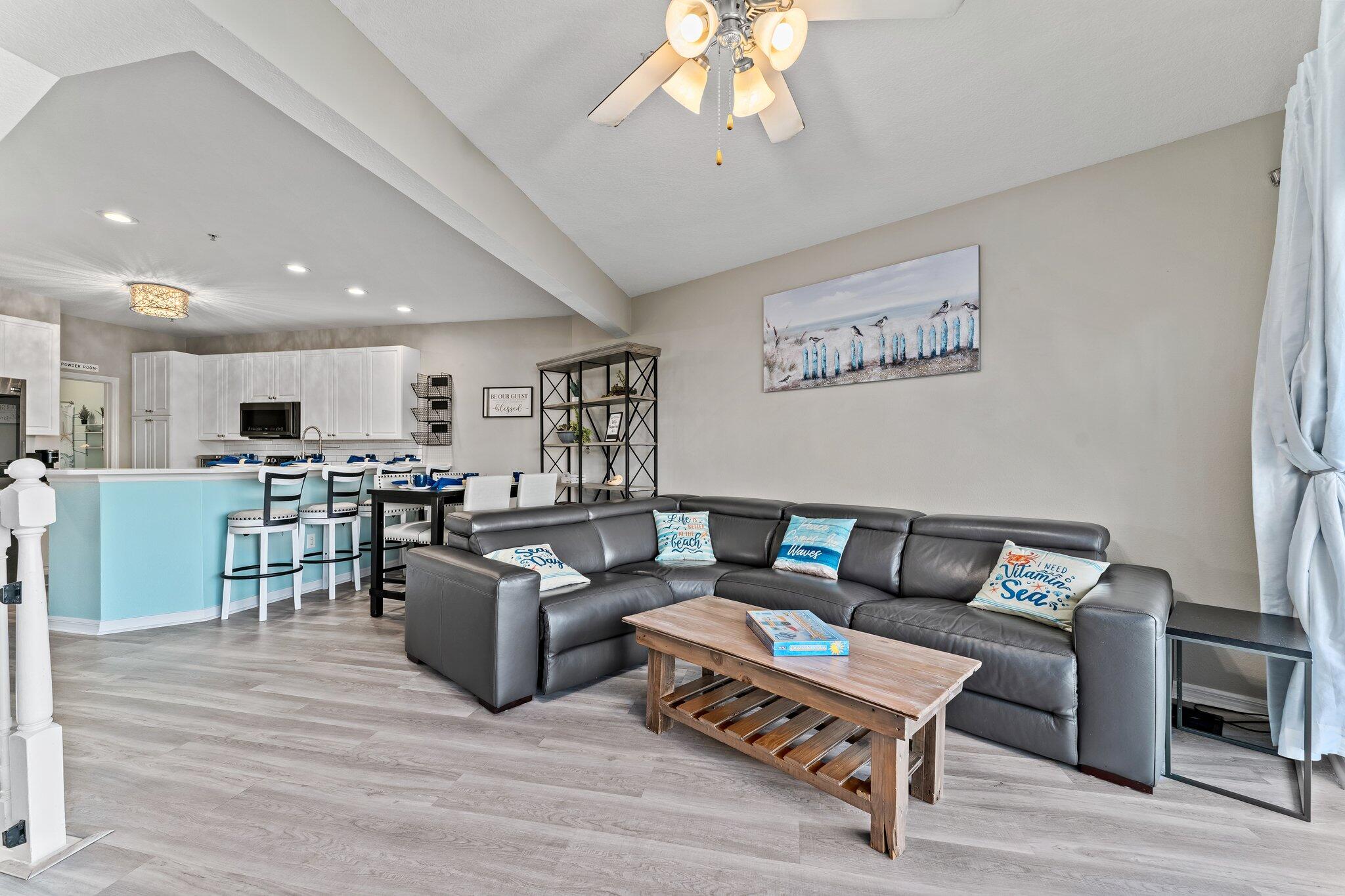 BEACH POINTE T/H - Residential