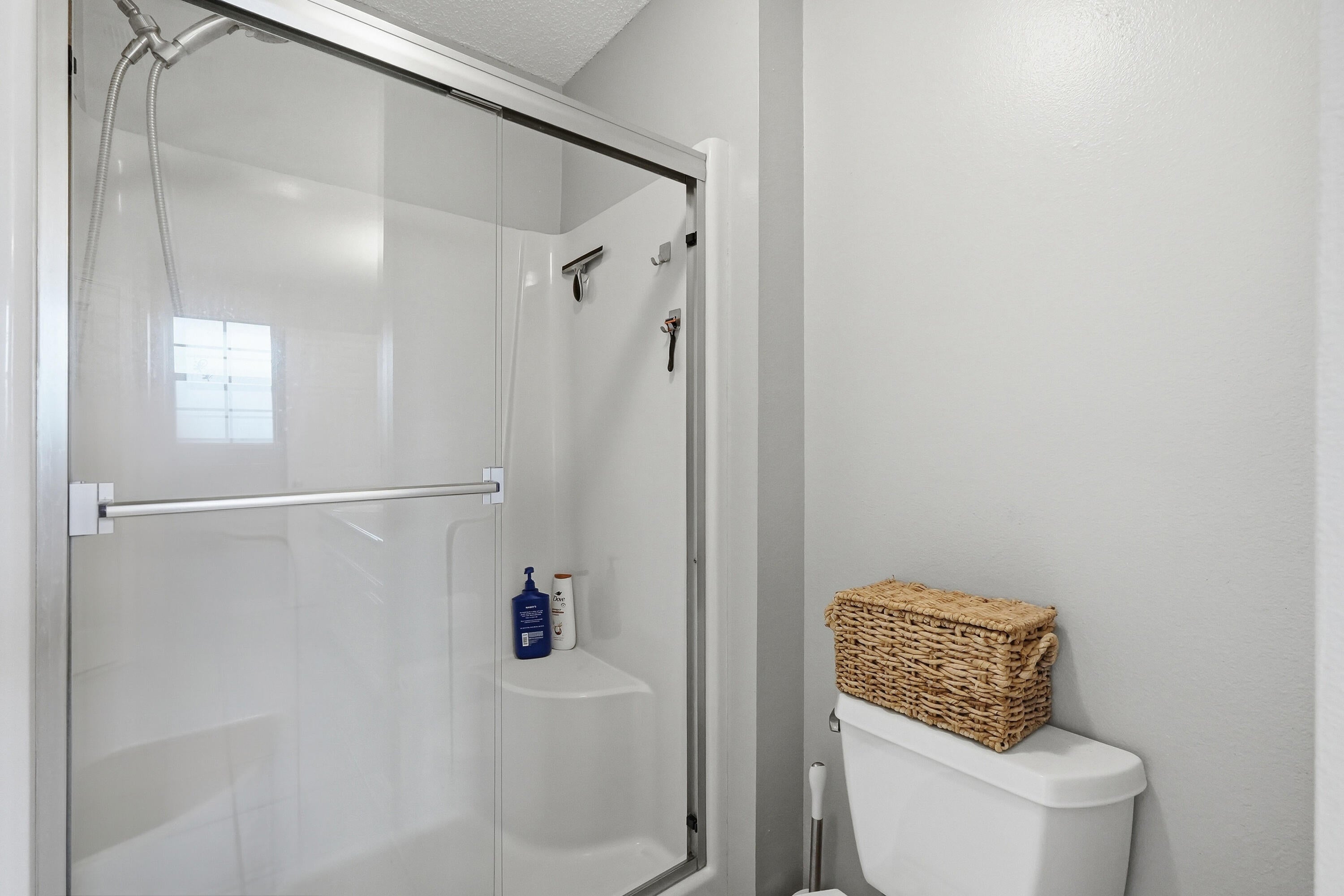 SOUTHMINSTER VILLAGE @ RAINTREE ESTATES - Residential