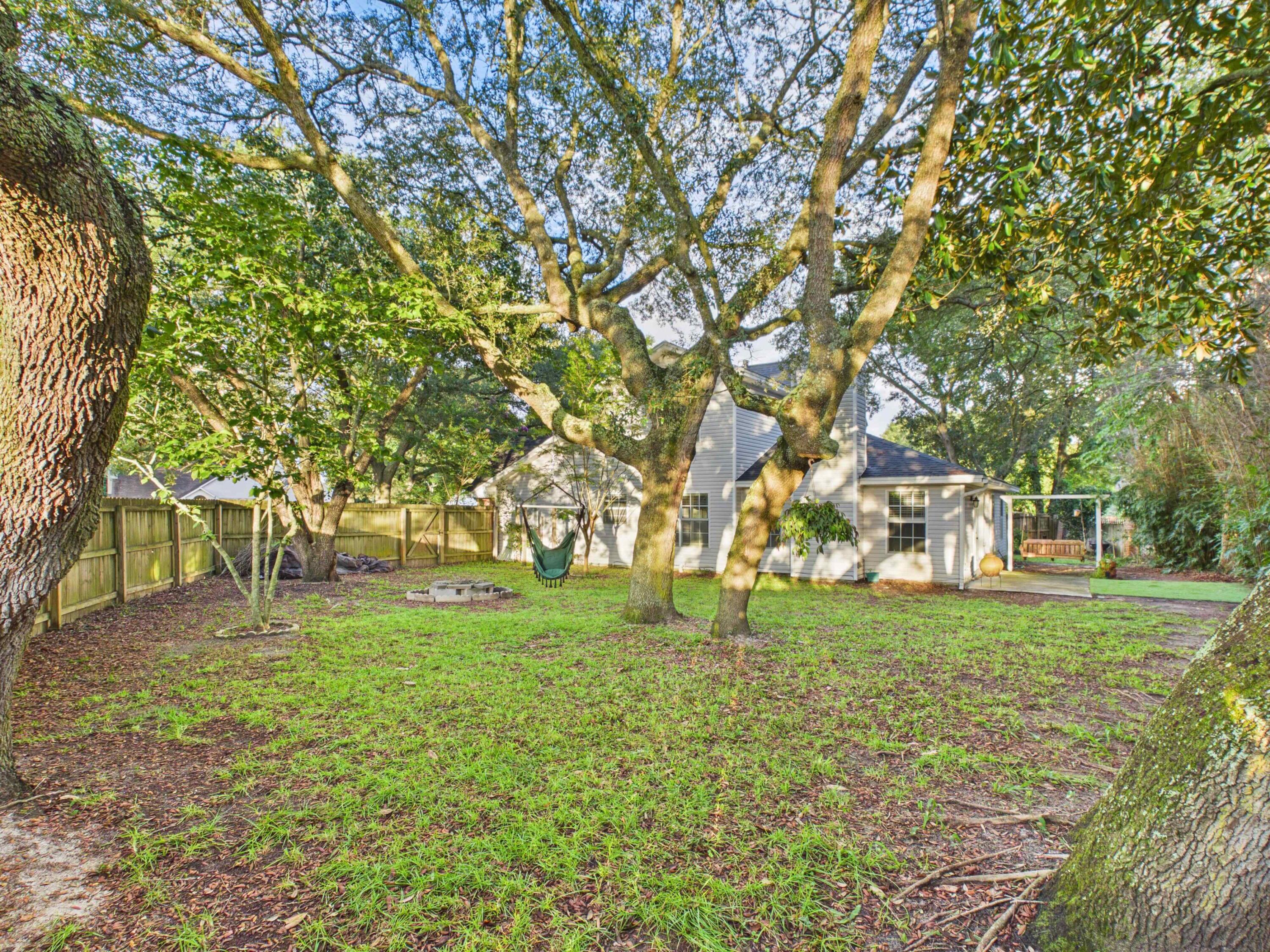 SHALIMAR VILLAGE - Residential