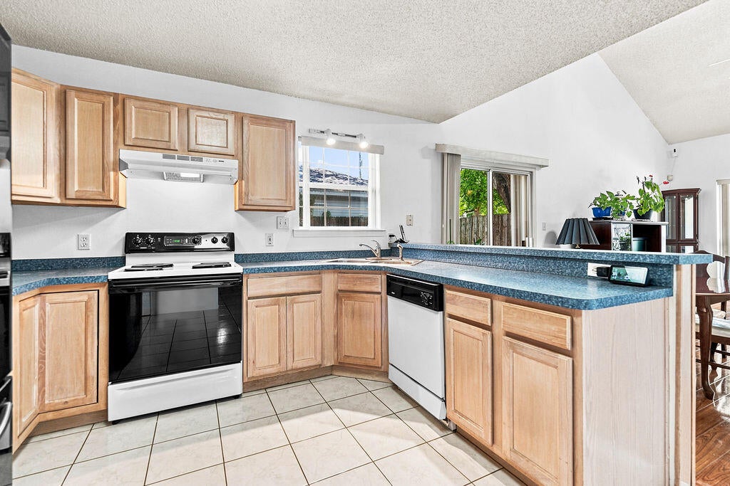 CEDAR HEIGHTS S/D - Residential