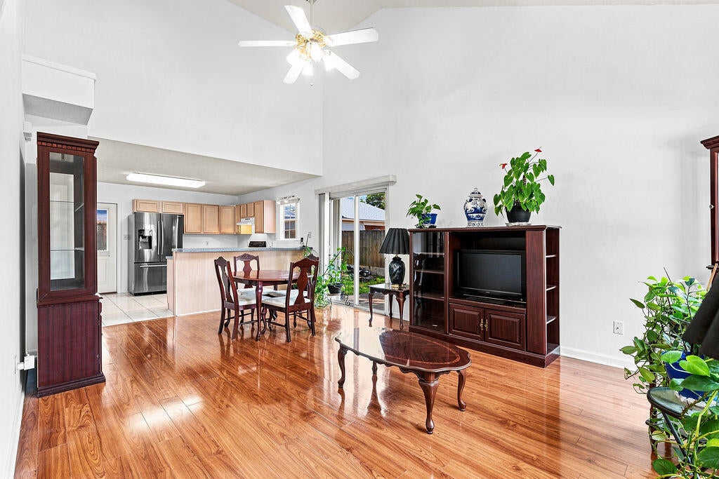 CEDAR HEIGHTS S/D - Residential