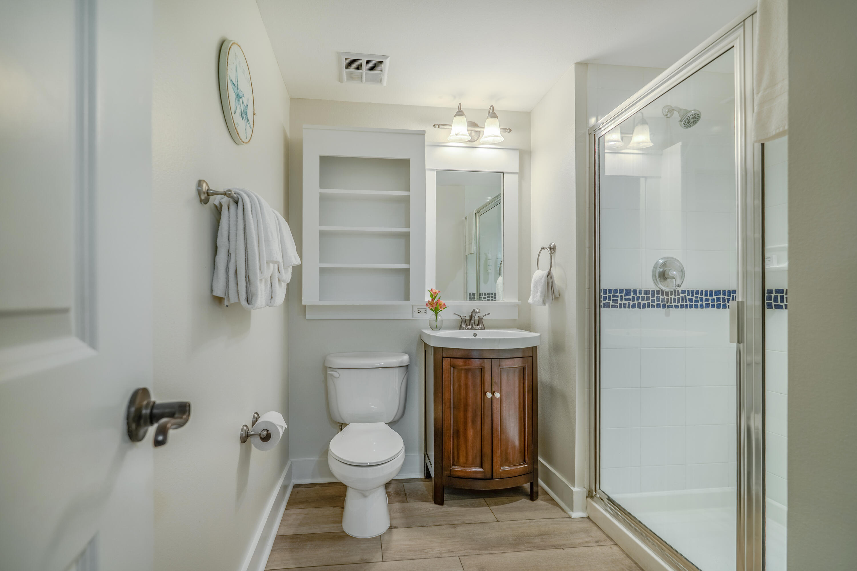 MARKET STREET INN - Residential