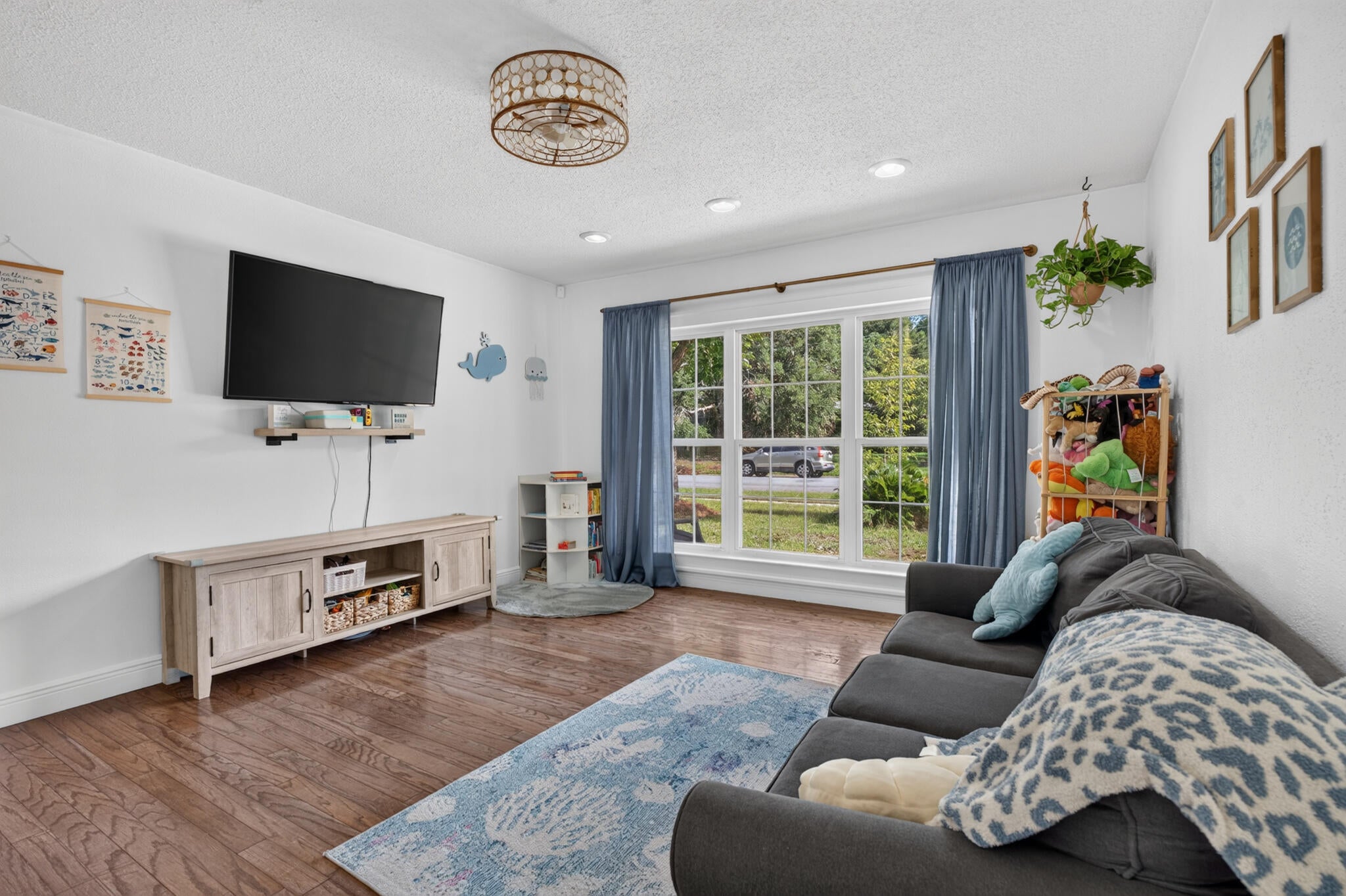 NONESUCH WAY - Residential
