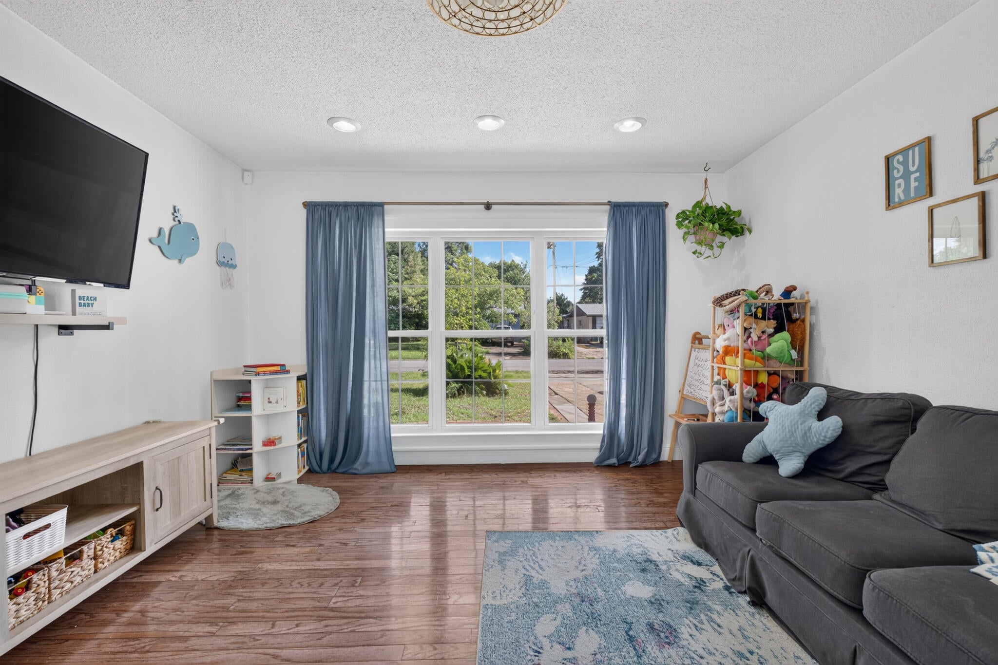 NONESUCH WAY - Residential