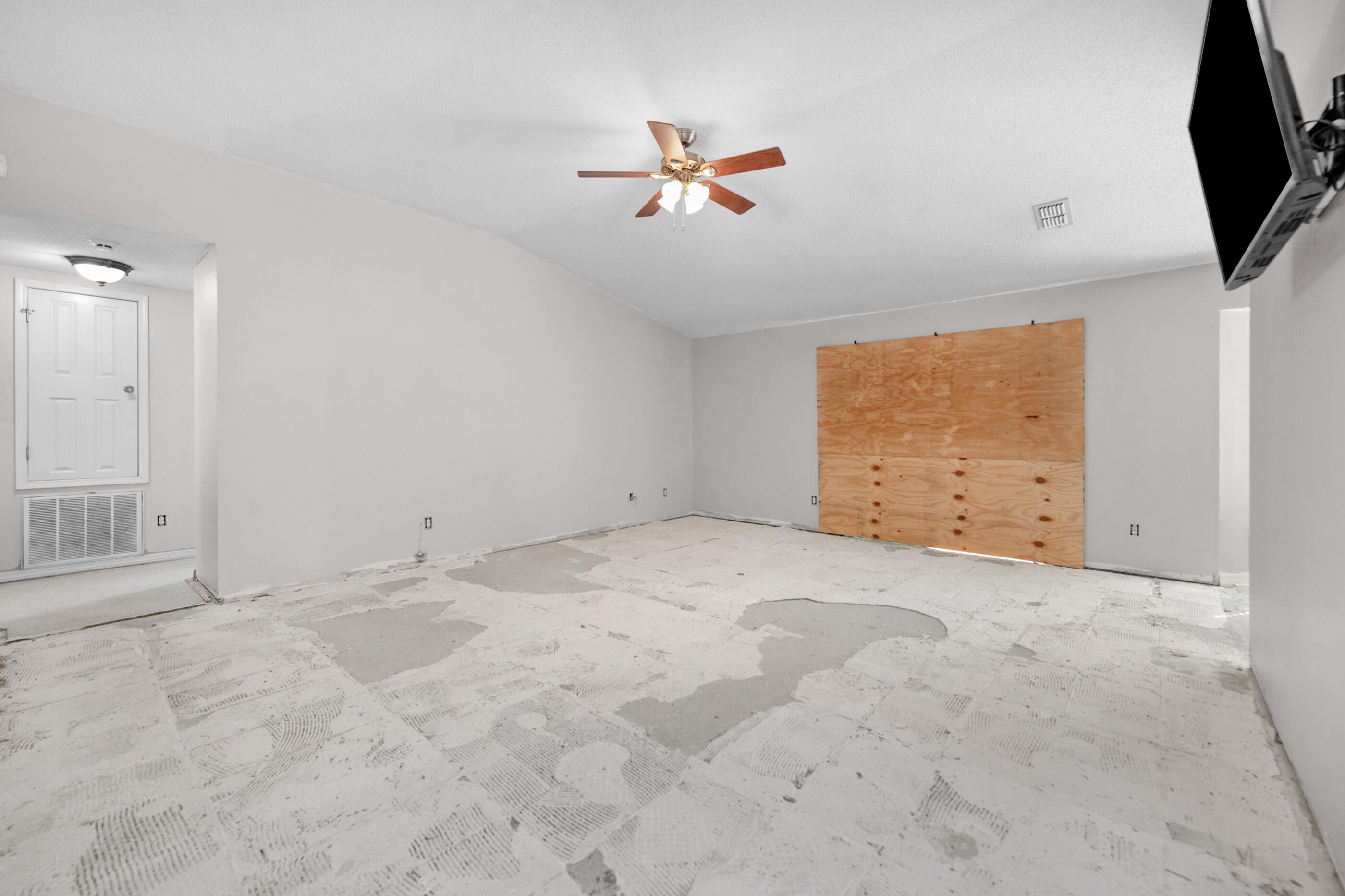 COUNTRYVIEW EST 10TH ADD LOT 75 - Residential