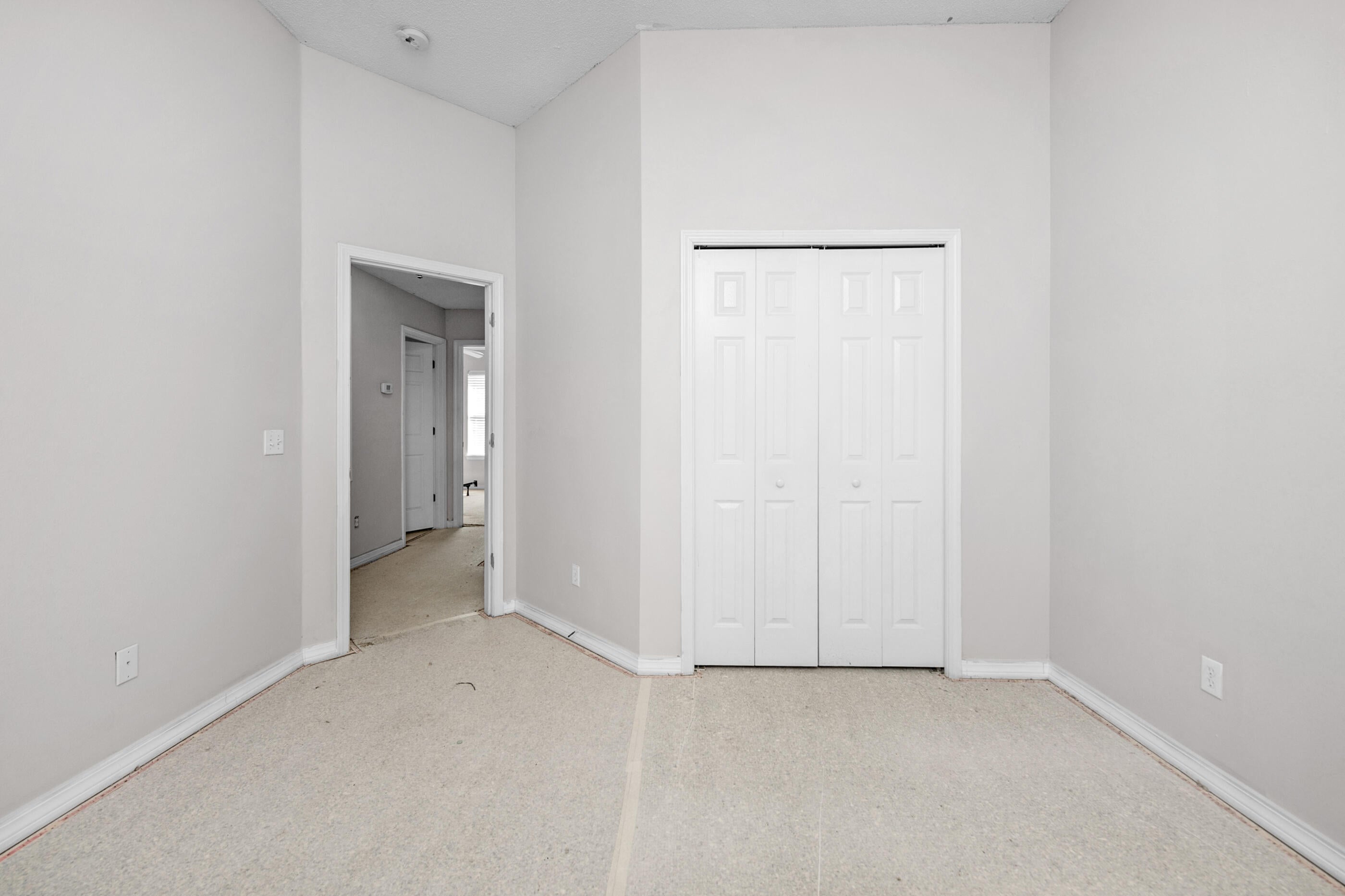 COUNTRYVIEW EST 10TH ADD LOT 75 - Residential