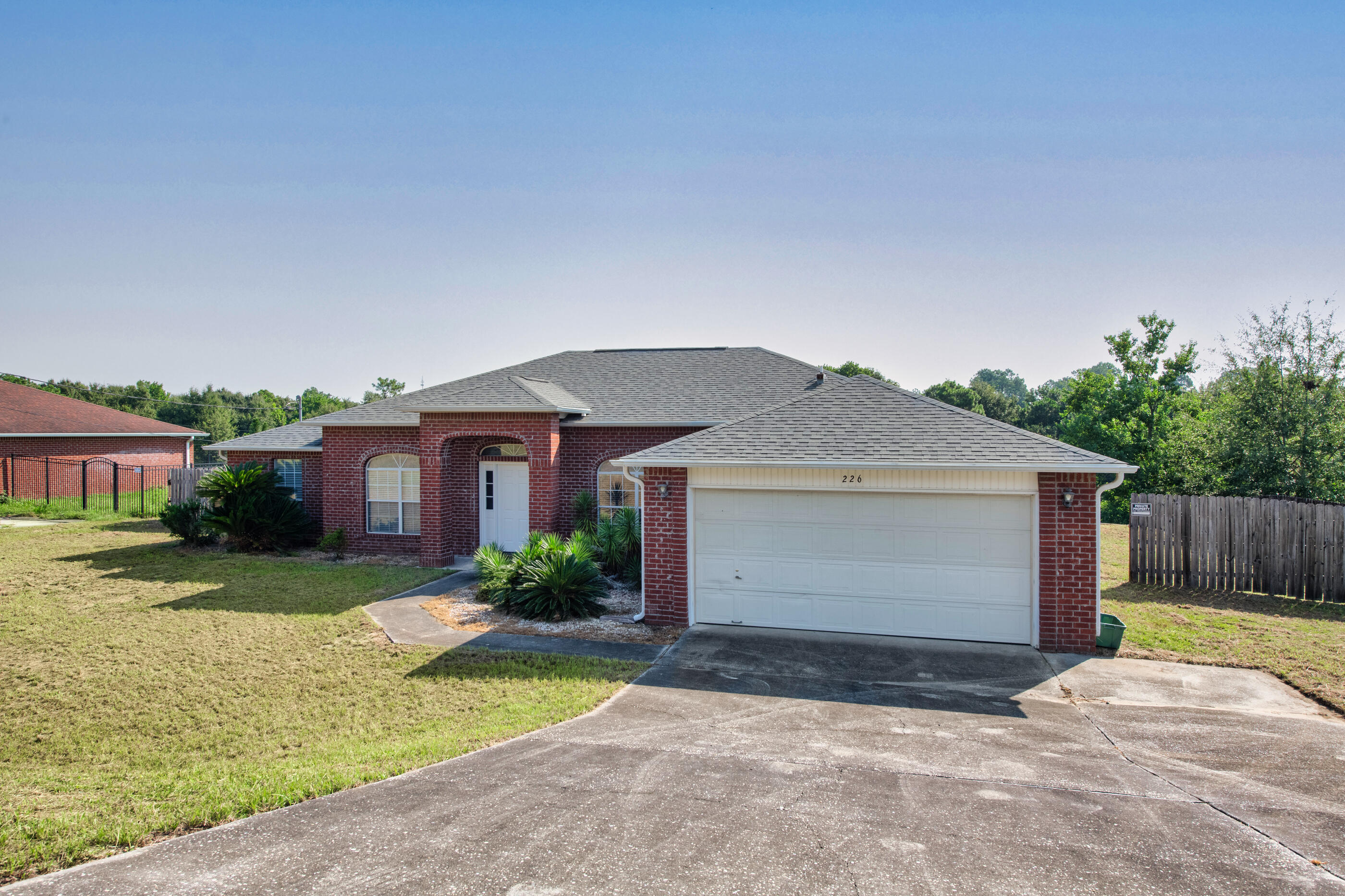 COUNTRYVIEW EST 10TH ADD LOT 75 - Residential