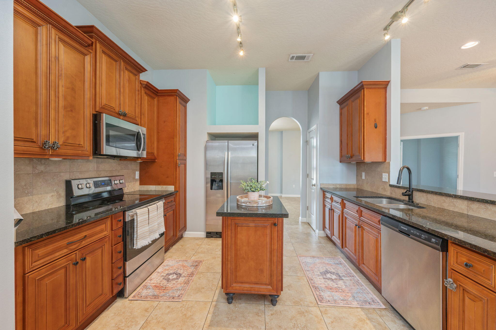 KAITLYNS PRESERVE - Residential