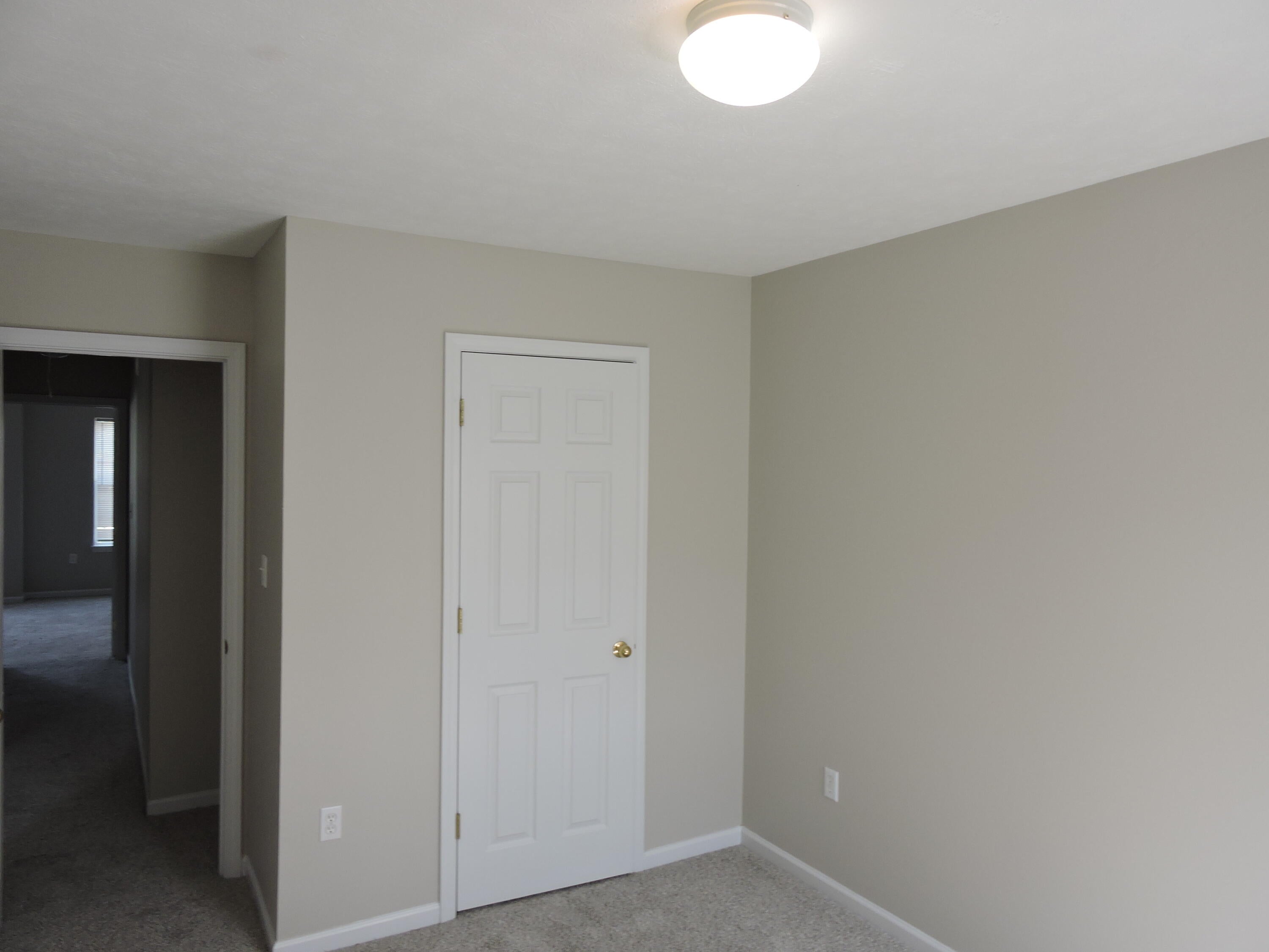 ROLLING PINES - Residential Lease