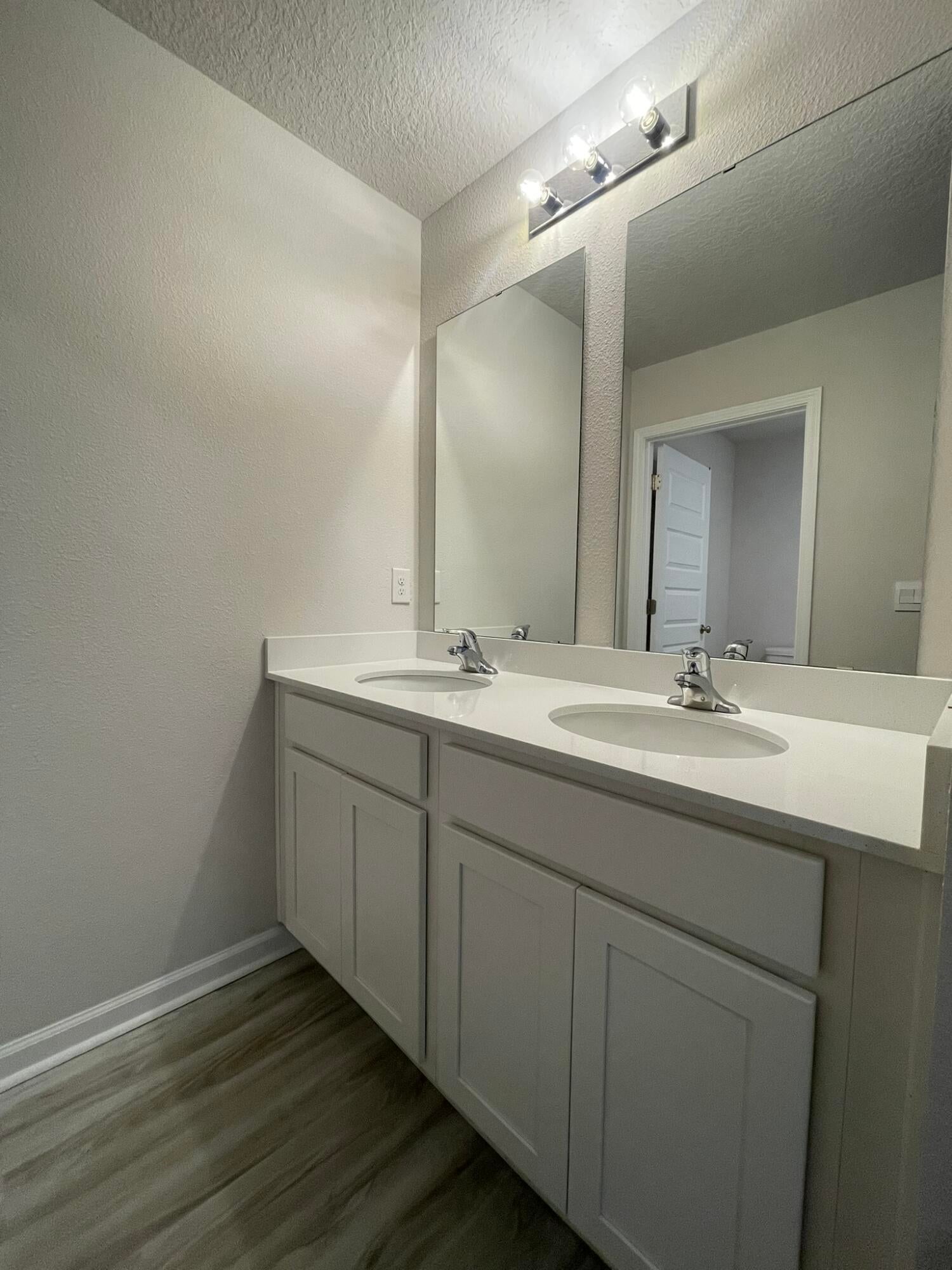 SHOAL RIVER LANDING PHASE 3A - Residential Lease