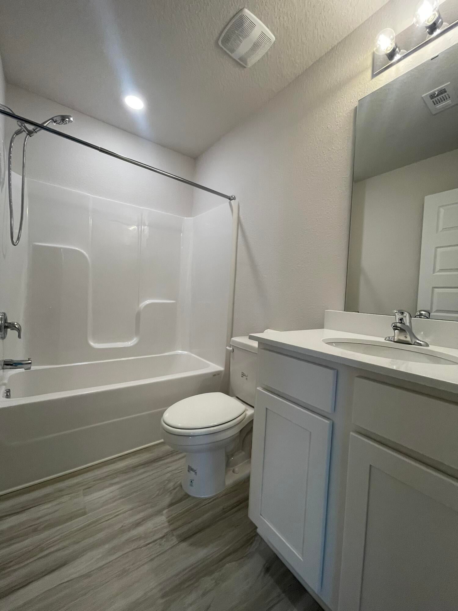 SHOAL RIVER LANDING PHASE 3A - Residential Lease