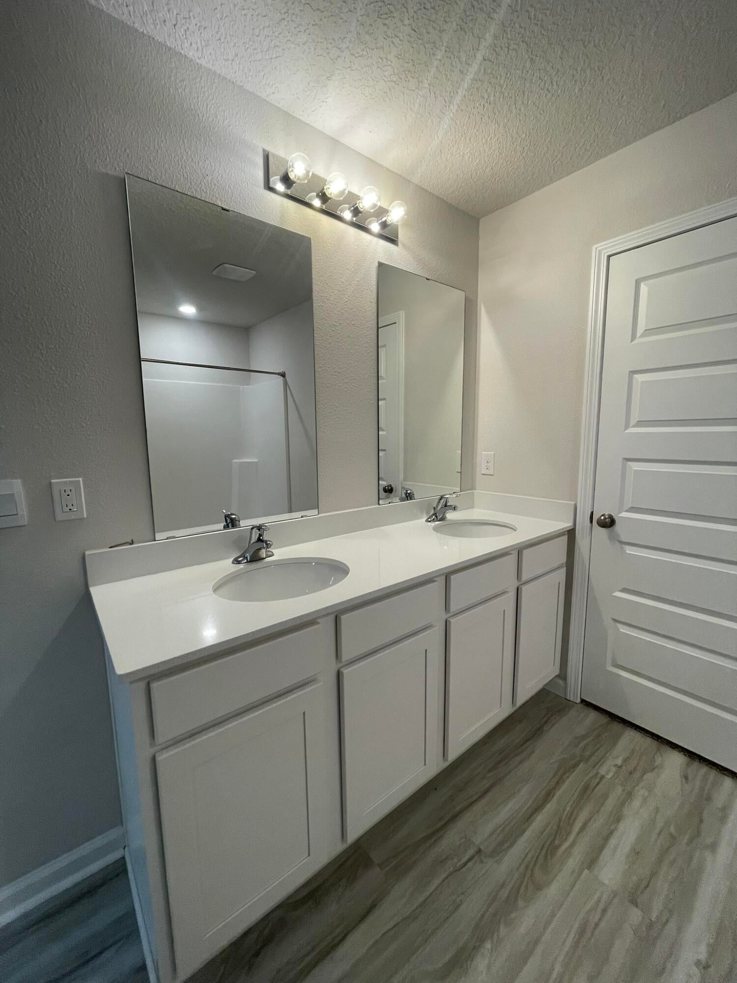 SHOAL RIVER LANDING PHASE 3A - Residential Lease