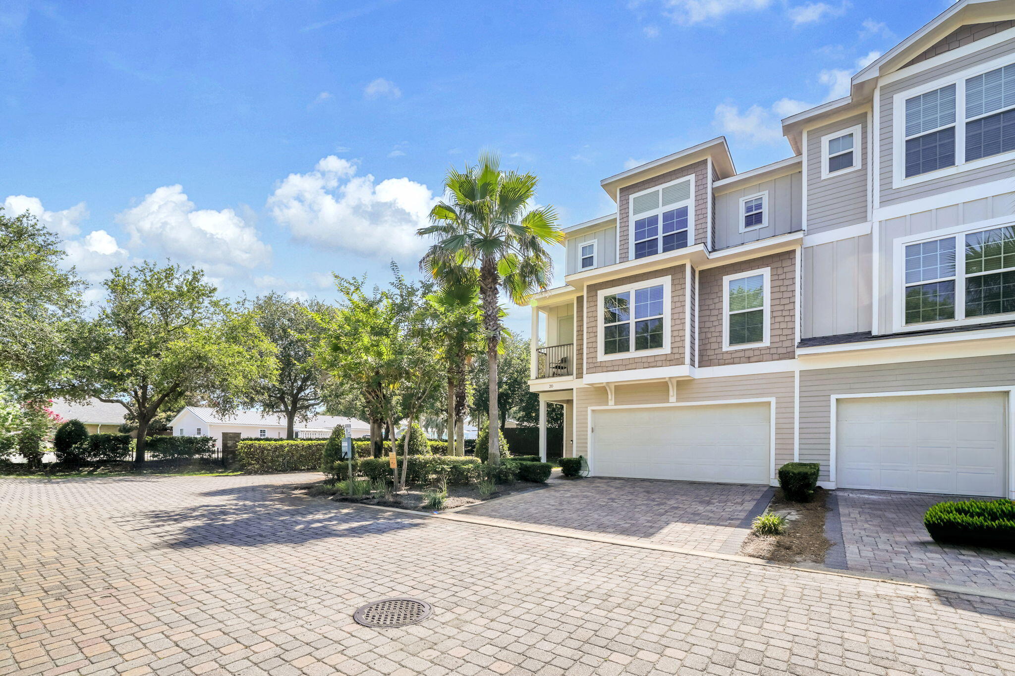 DRIFTWOOD DRIVE TOWNHOMES - Residential