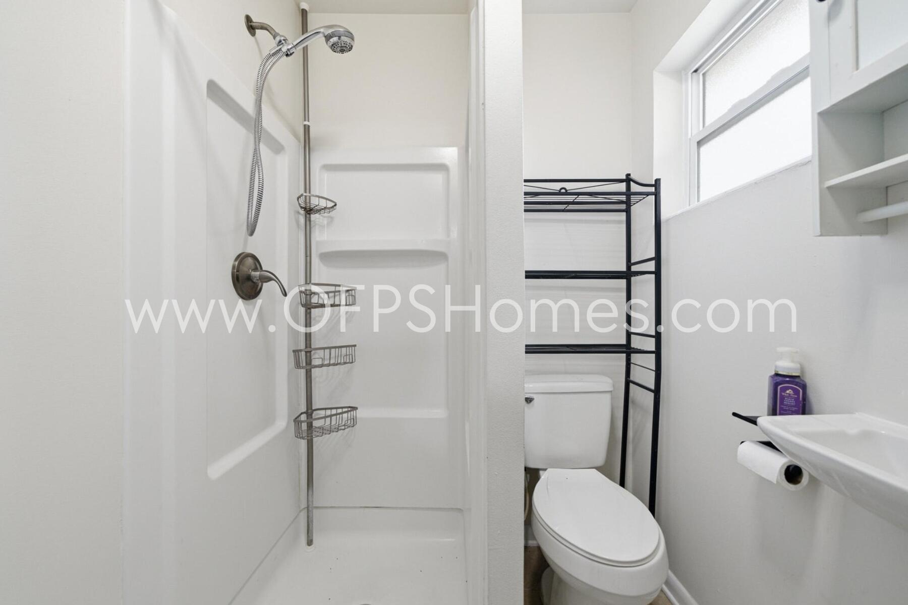 VALPARAISO PLAT 16 - Residential Lease