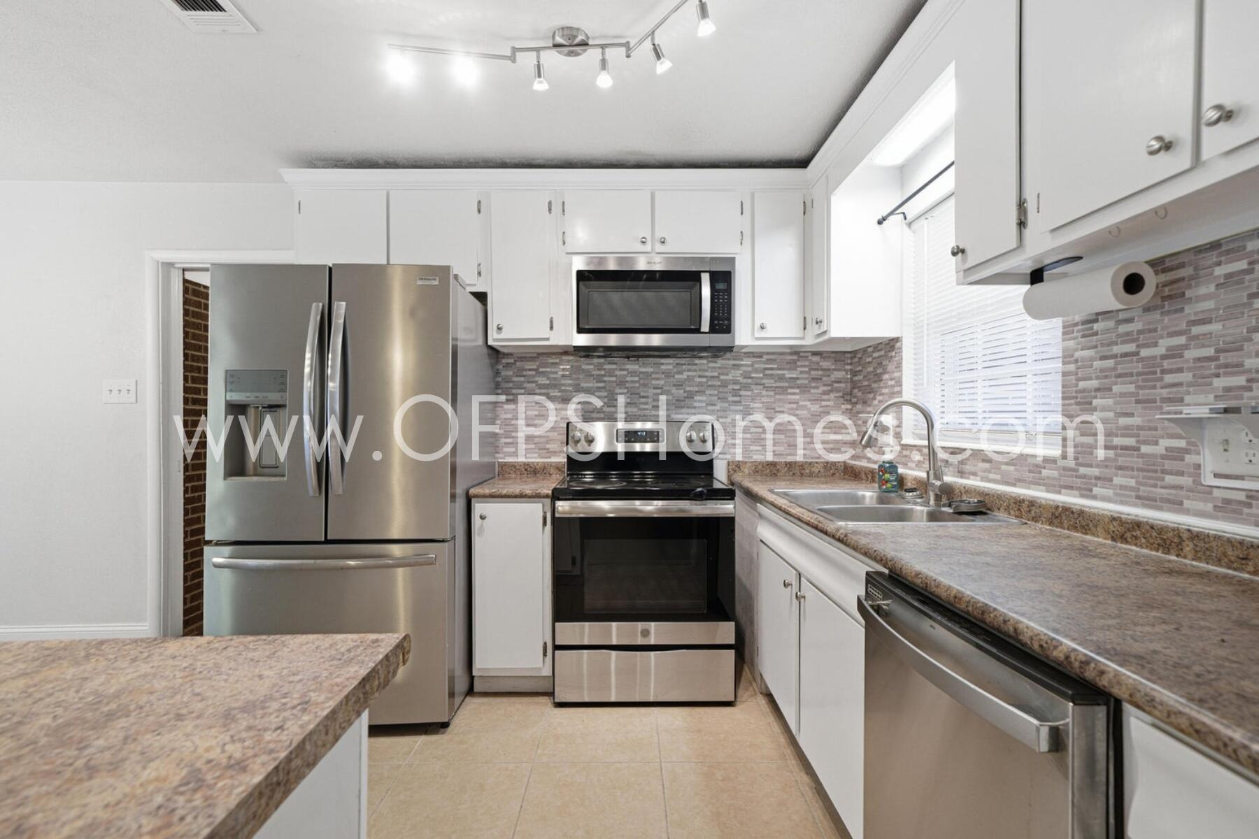 VALPARAISO PLAT 16 - Residential Lease