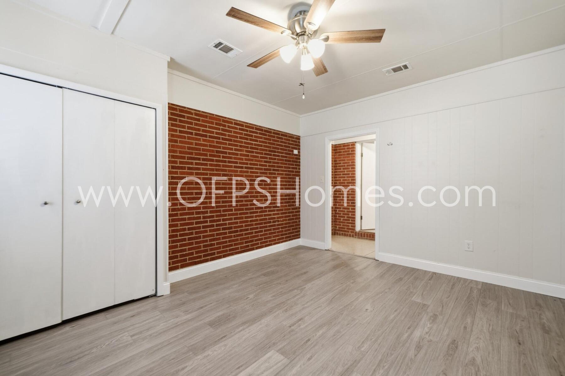 VALPARAISO PLAT 16 - Residential Lease
