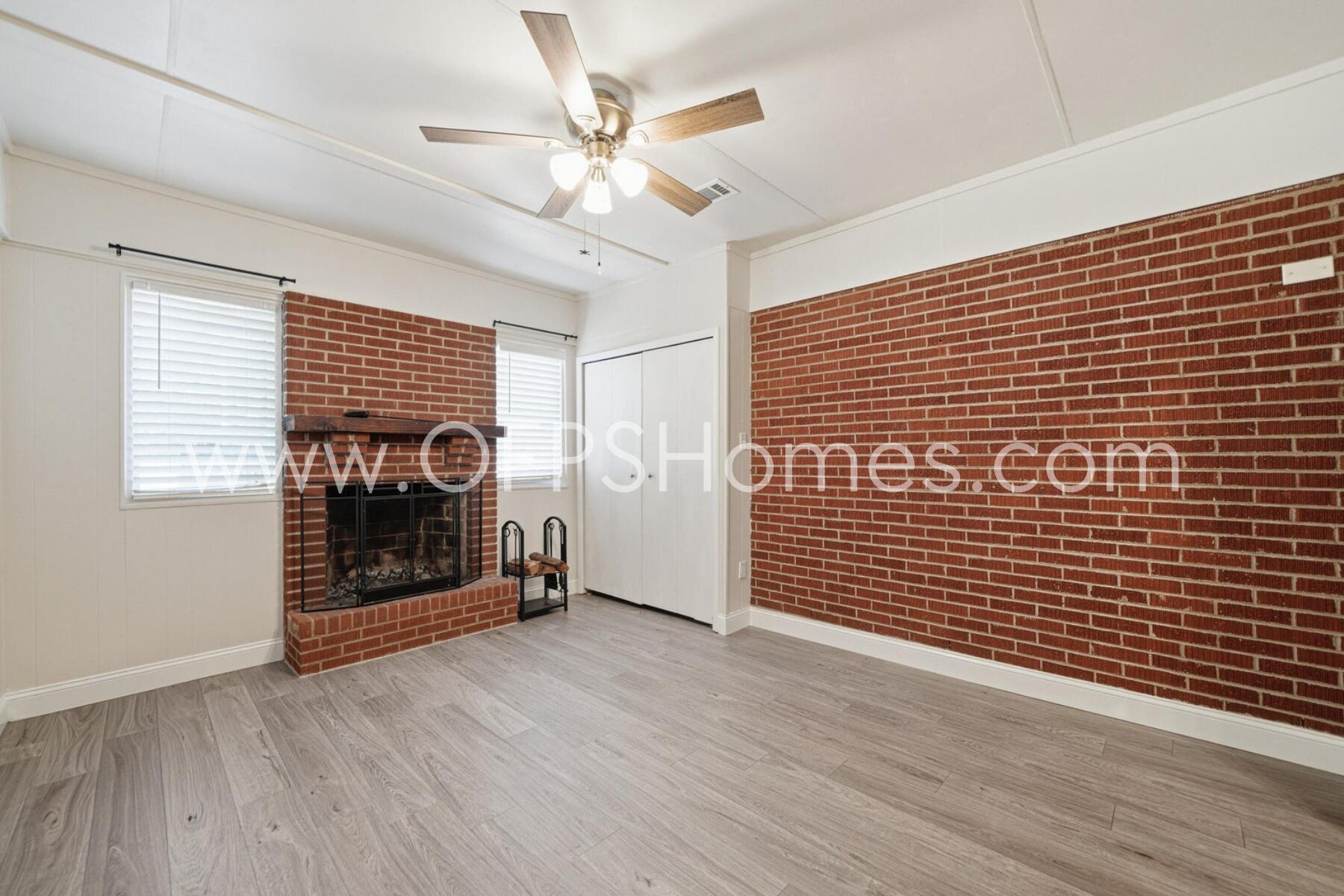 VALPARAISO PLAT 16 - Residential Lease