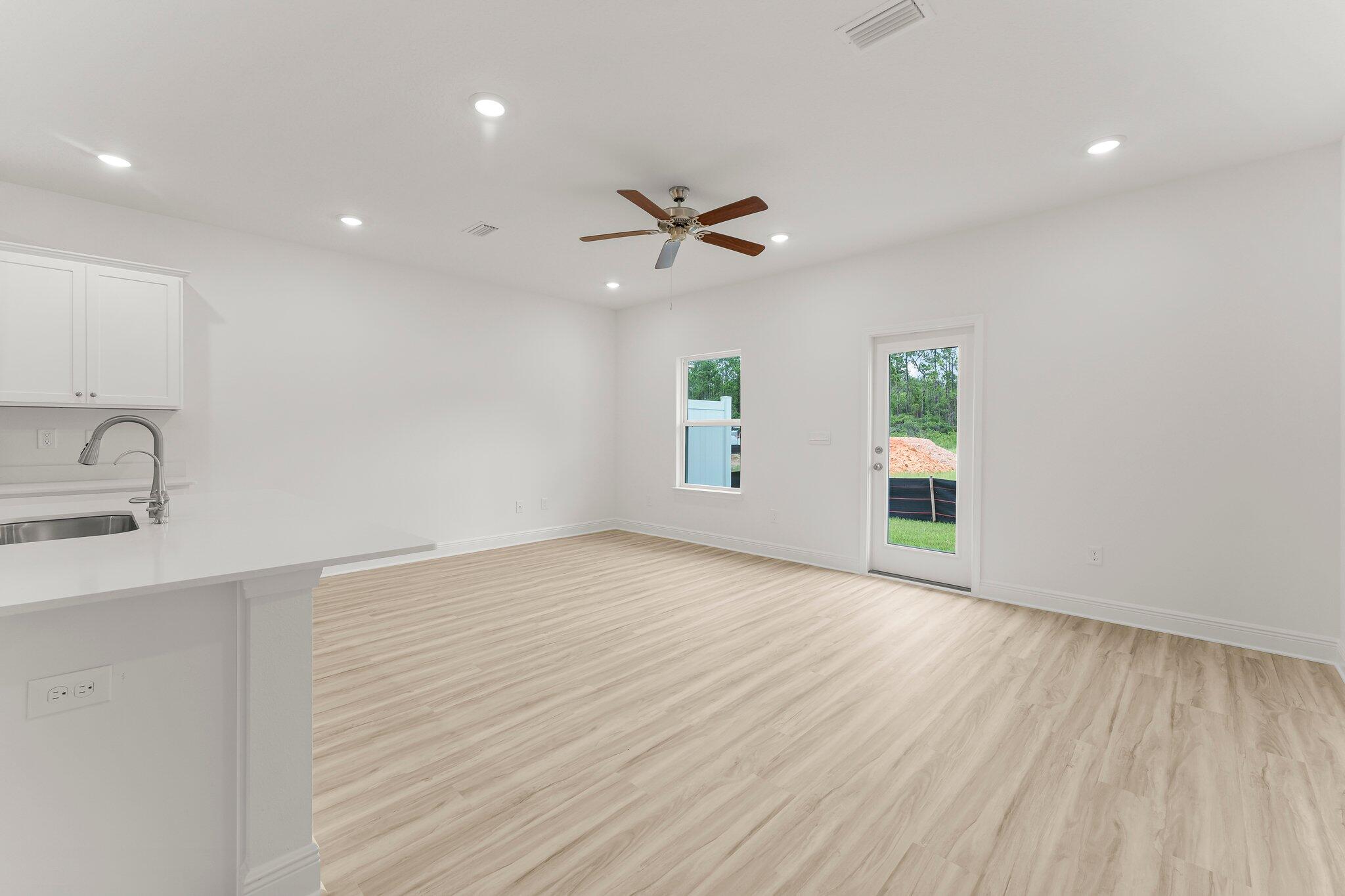 Hawk's Landing Townhomes - Residential