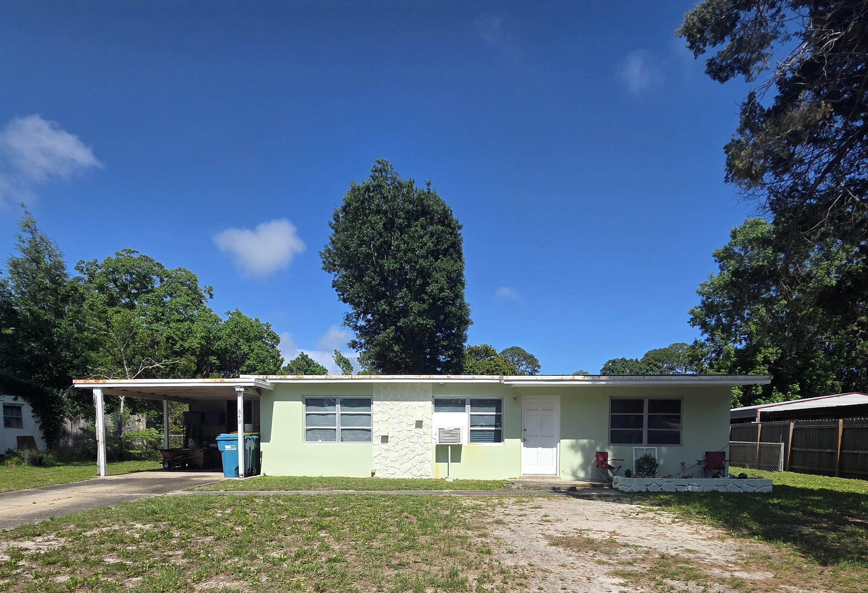 Investor special with strong upside potential! This 3-bedroom, 2-bath concrete block home offers approximately 1,102 sq ft and sits on city water and sewer. Features include original terrazzo flooring throughout (partially covered by tile), plaster walls and ceilings, original kitchen and baths, and a fenced backyard.

The home retains much of its original condition, making it an ideal renovation project for flippers, investors, or cash buyers looking to add value. Solid structure and desirable layout provide an excellent foundation for updates and modernization.