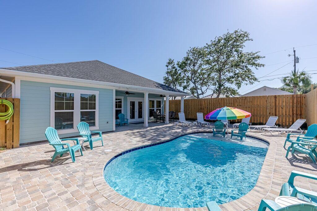 RIVIERA BEACH - Residential